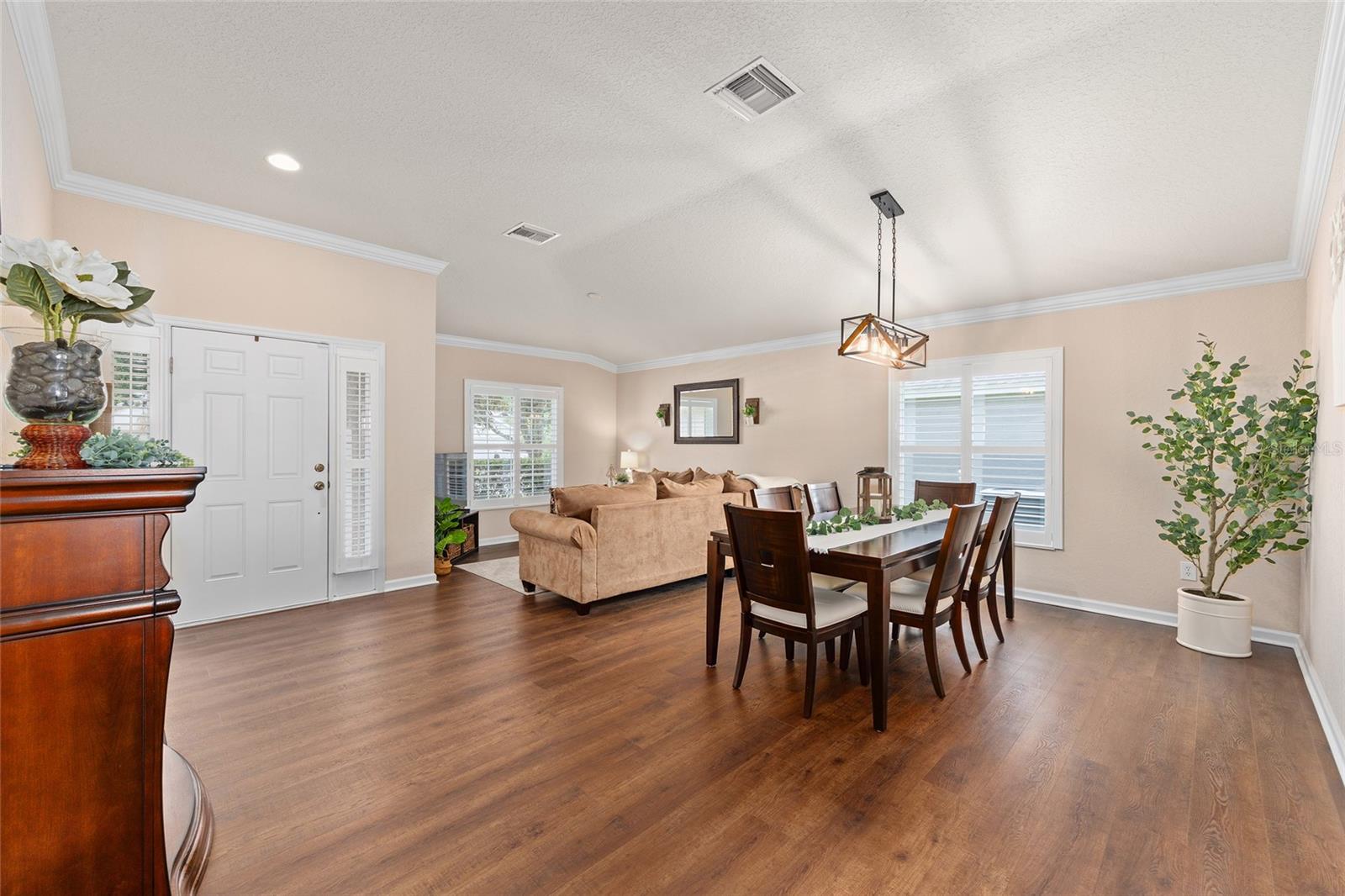 Image 15 of 66 For 5585 41st Street
