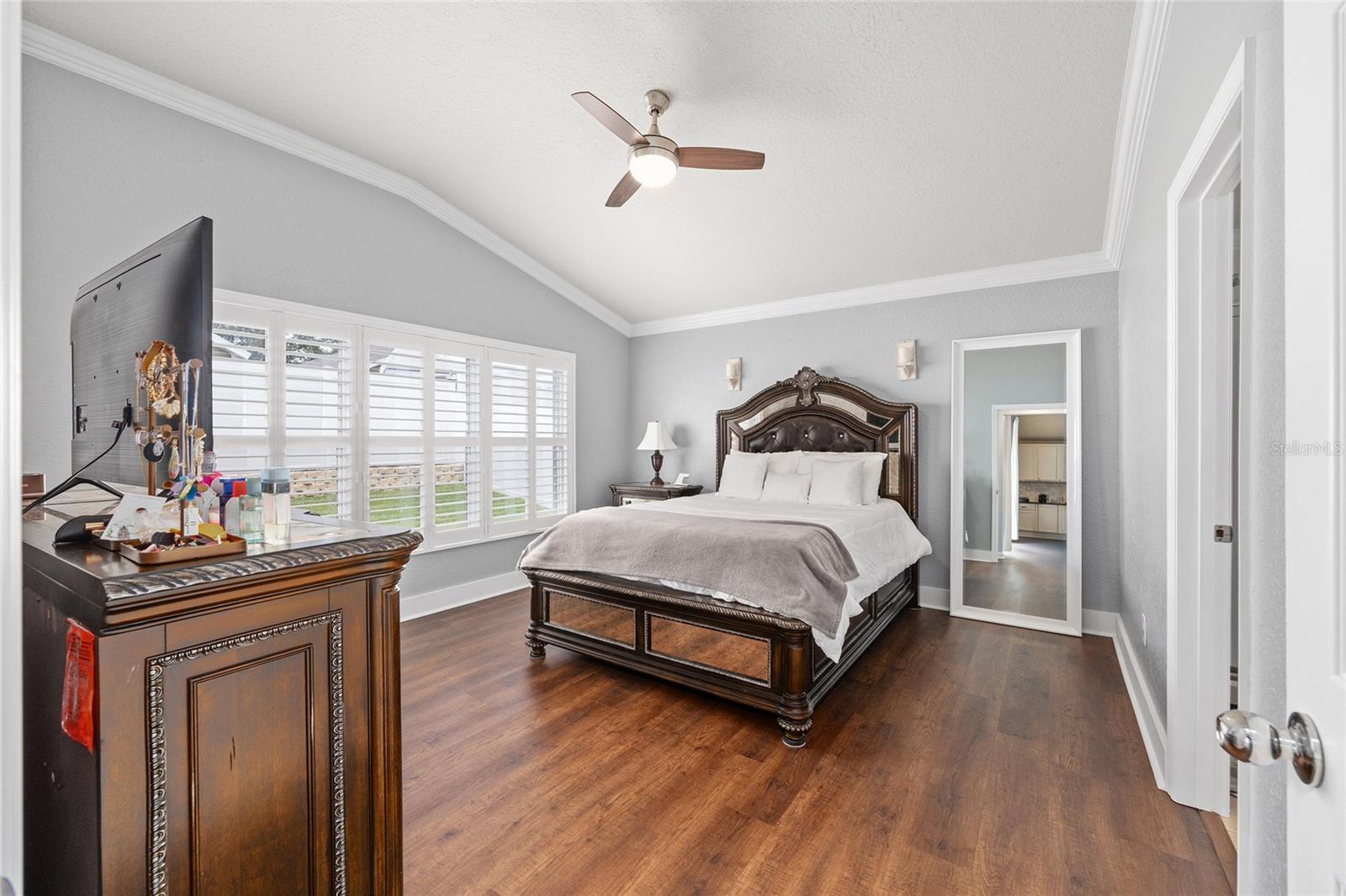 Image 29 of 66 For 5585 41st Street