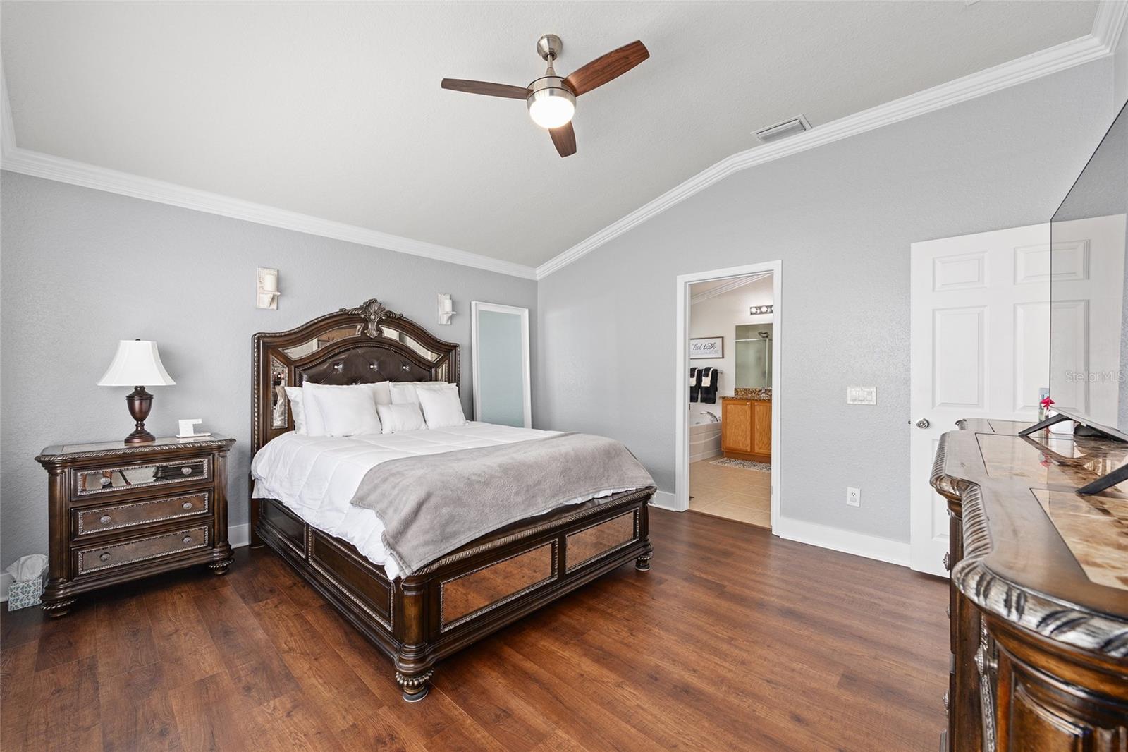 Image 30 of 66 For 5585 41st Street