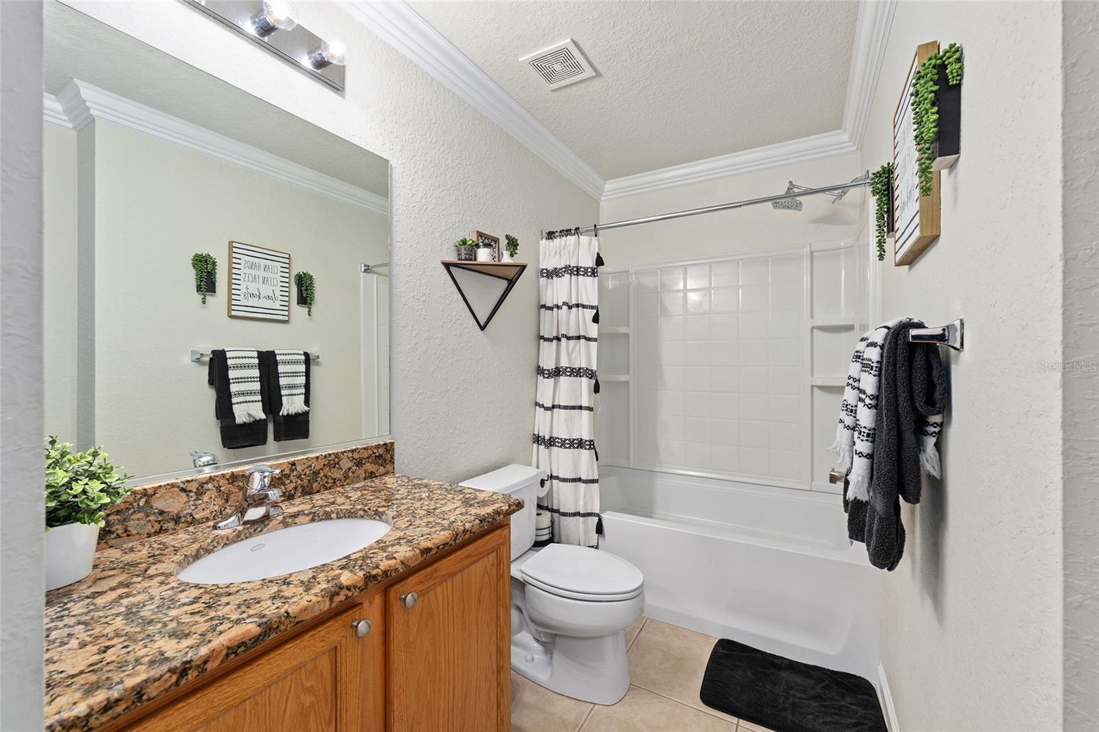 Image 37 of 66 For 5585 41st Street