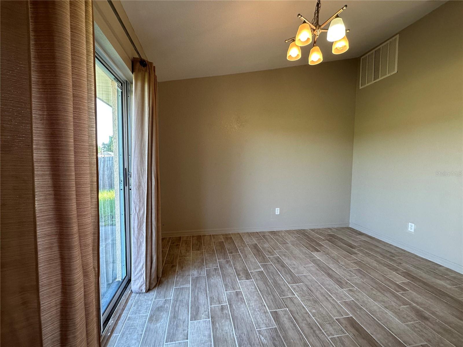Listing photo id 9 for 3574 149th Terrace