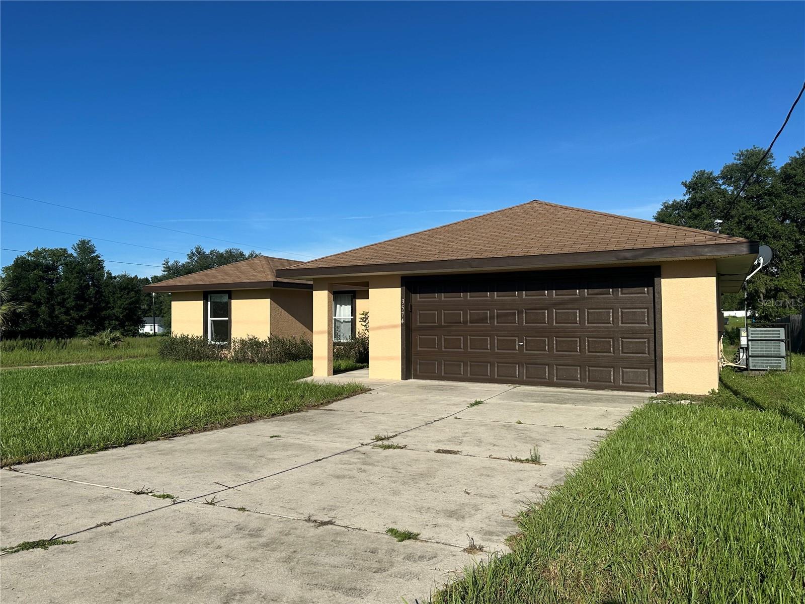 Listing photo id 1 for 3574 149th Terrace