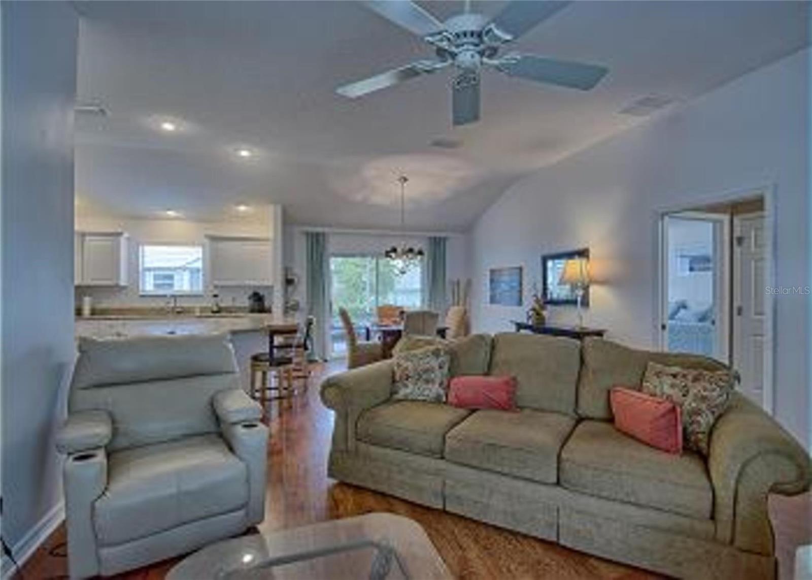 Image 7 of 25 For 780 Turbeville Terrace