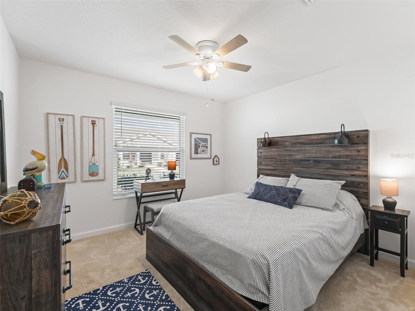 Image 17 of 25 For 928 Veronica Court