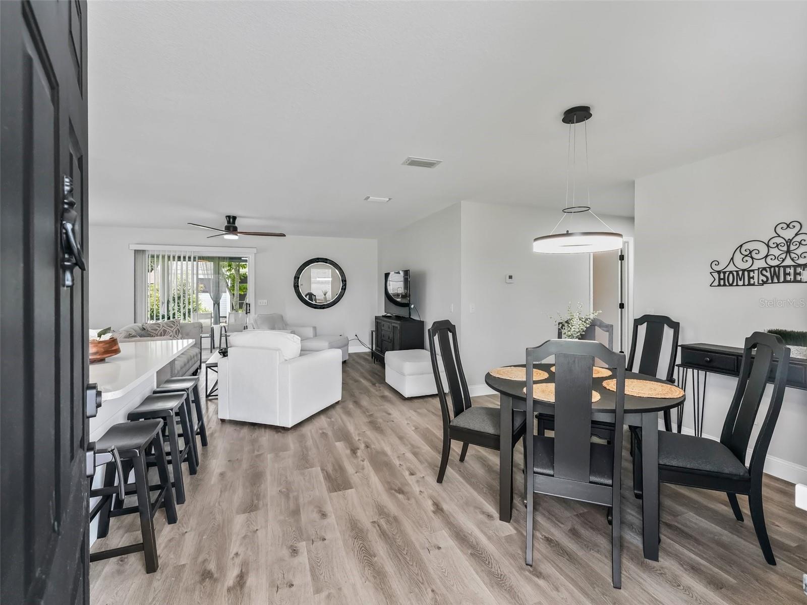 Image 3 of 27 For 962 Chula Court