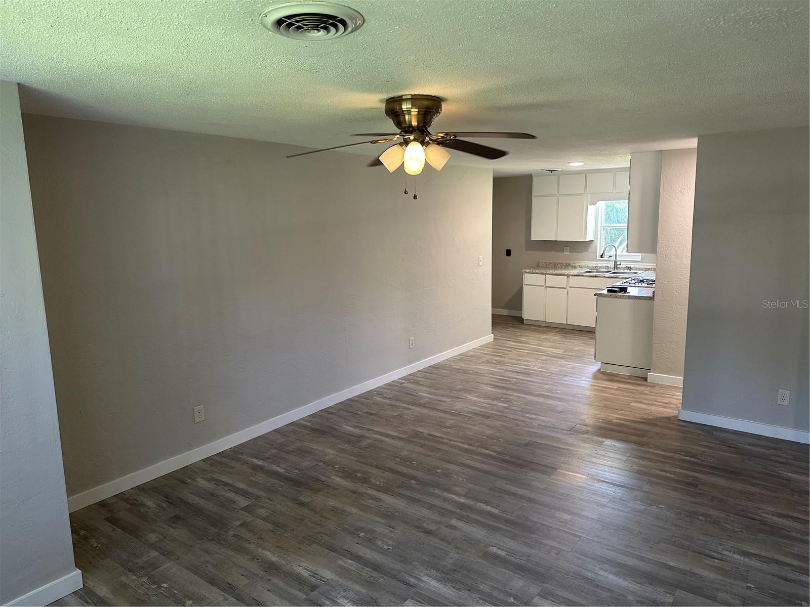 Image 4 of 12 For 3028 7th Lane
