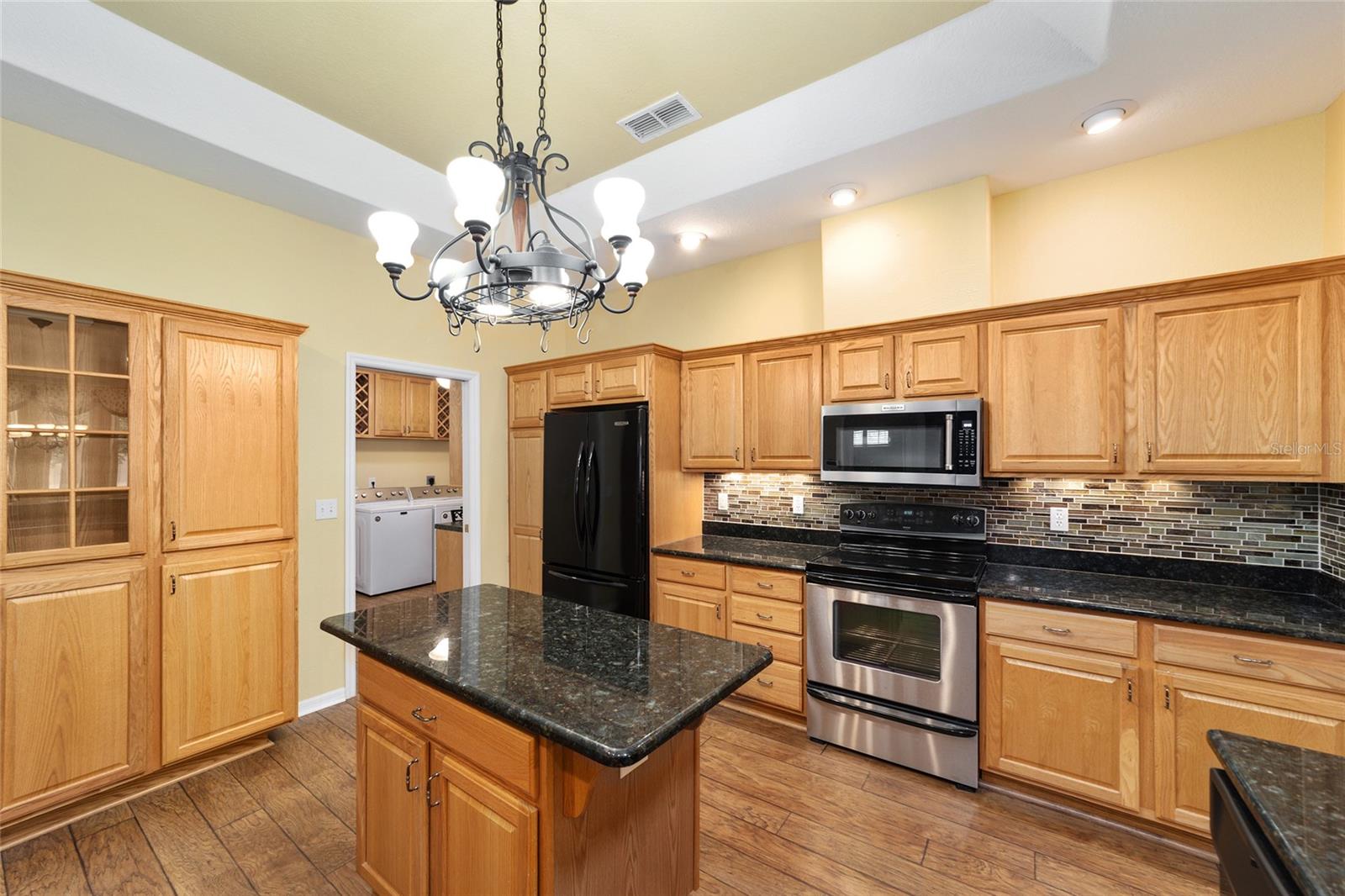 Image 19 of 49 For 11017 71st Circle