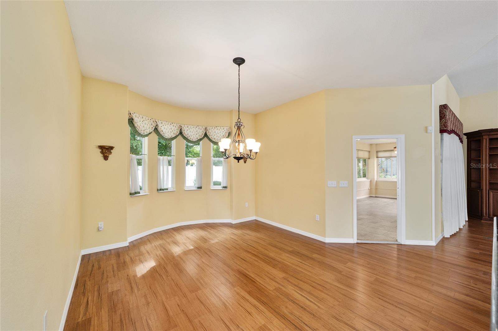 Image 22 of 49 For 11017 71st Circle