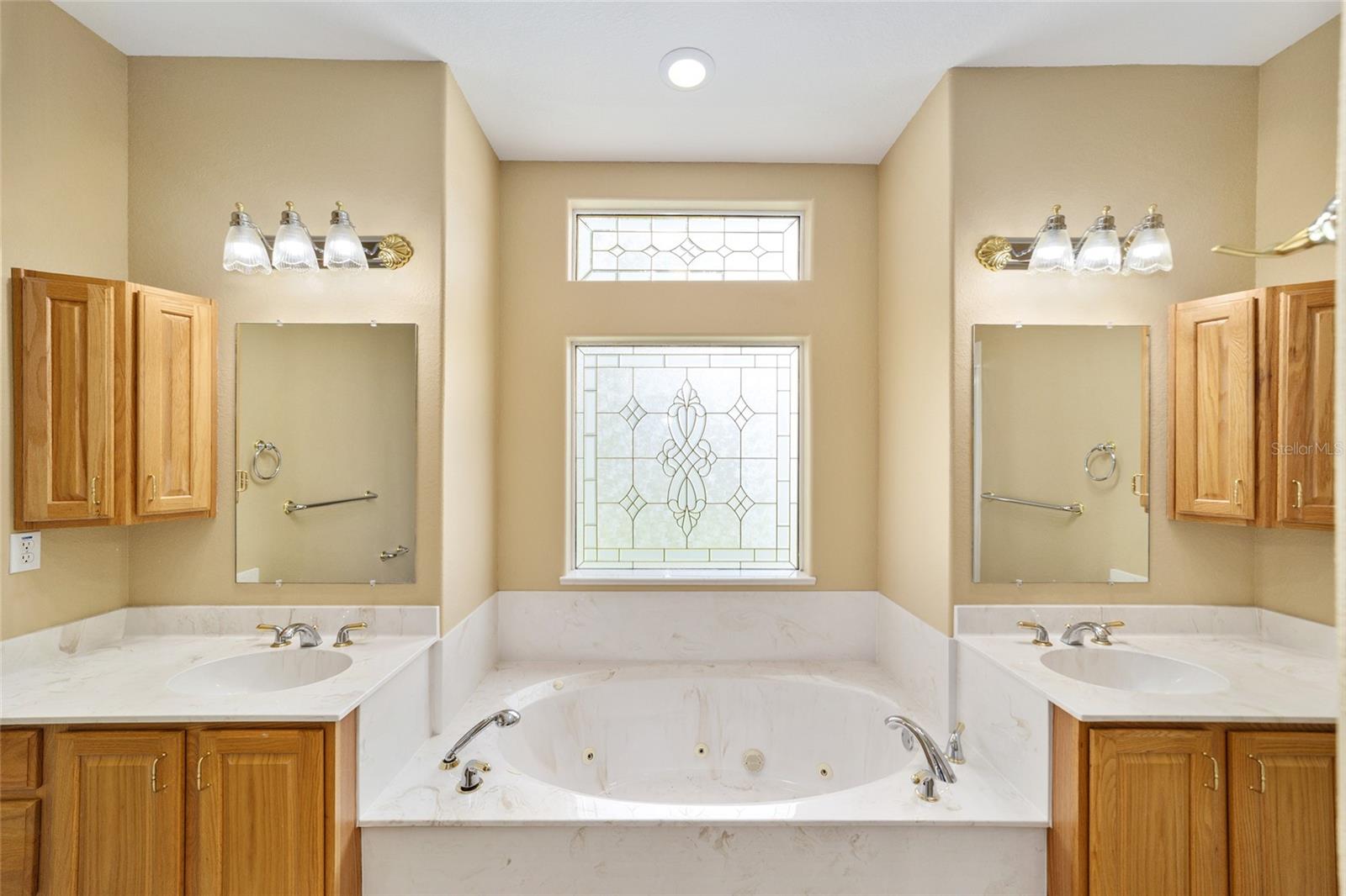 Image 28 of 49 For 11017 71st Circle