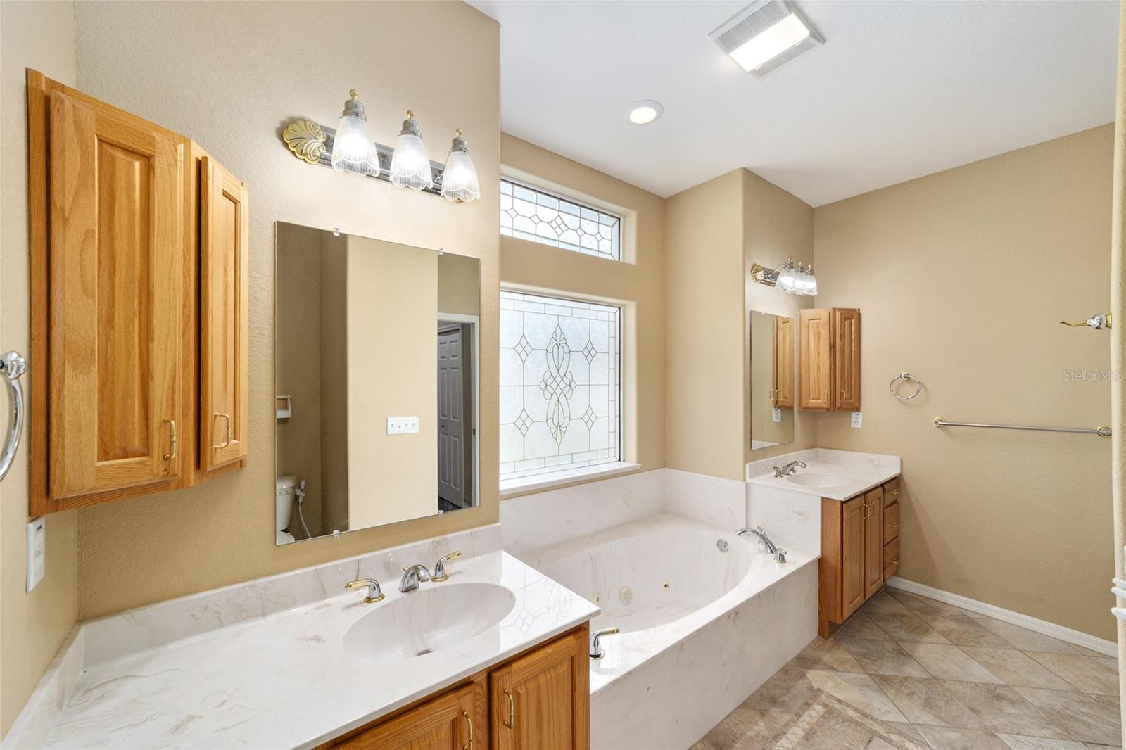 Image 29 of 49 For 11017 71st Circle