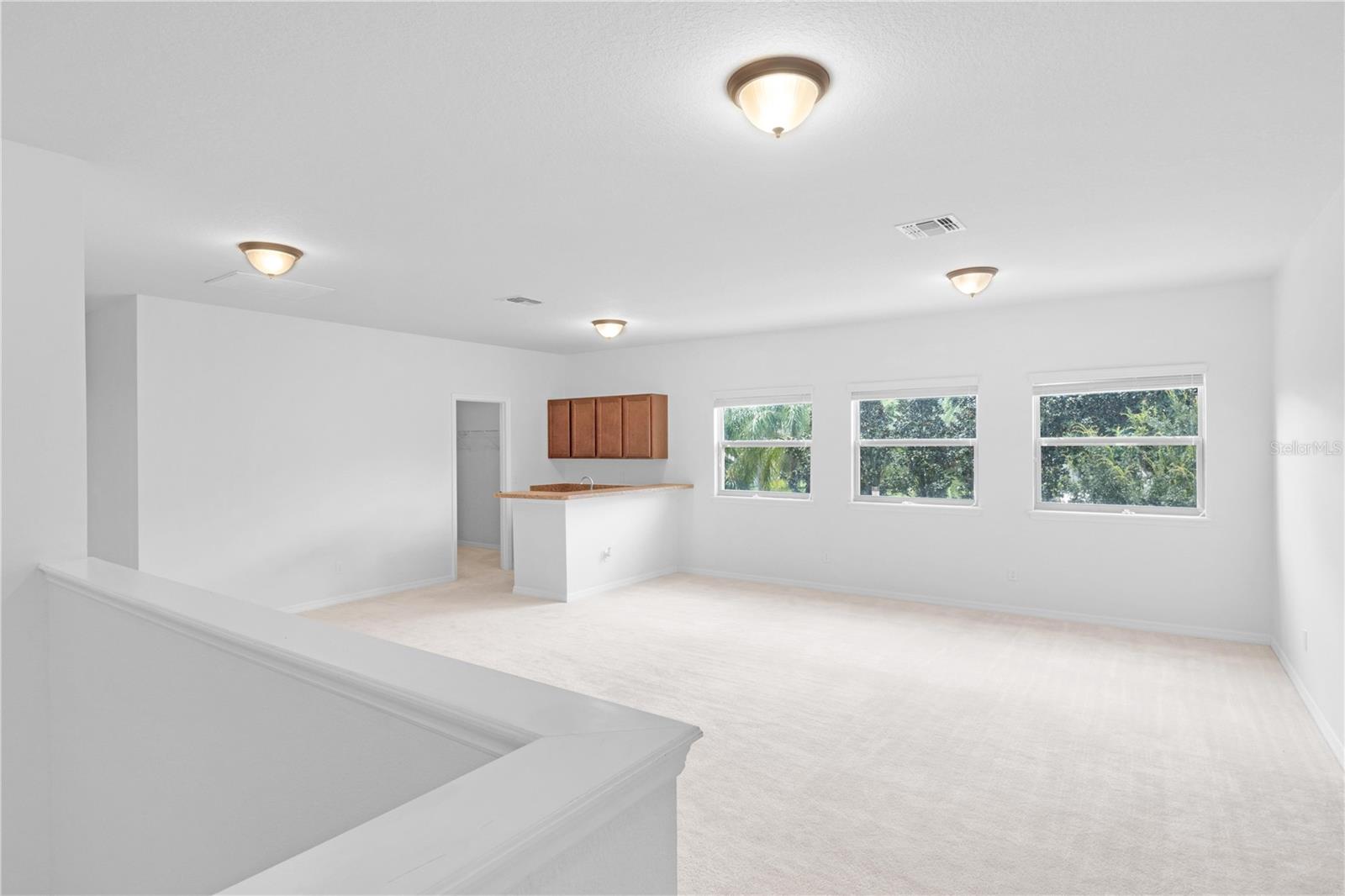 Image 14 of 48 For 455 Heathercreek Court