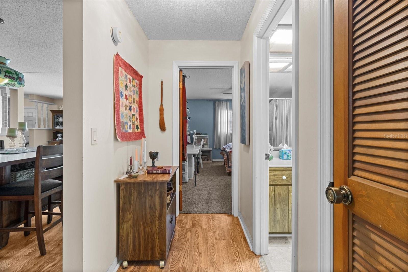 Image 14 of 41 For 6101 Menlo Lane