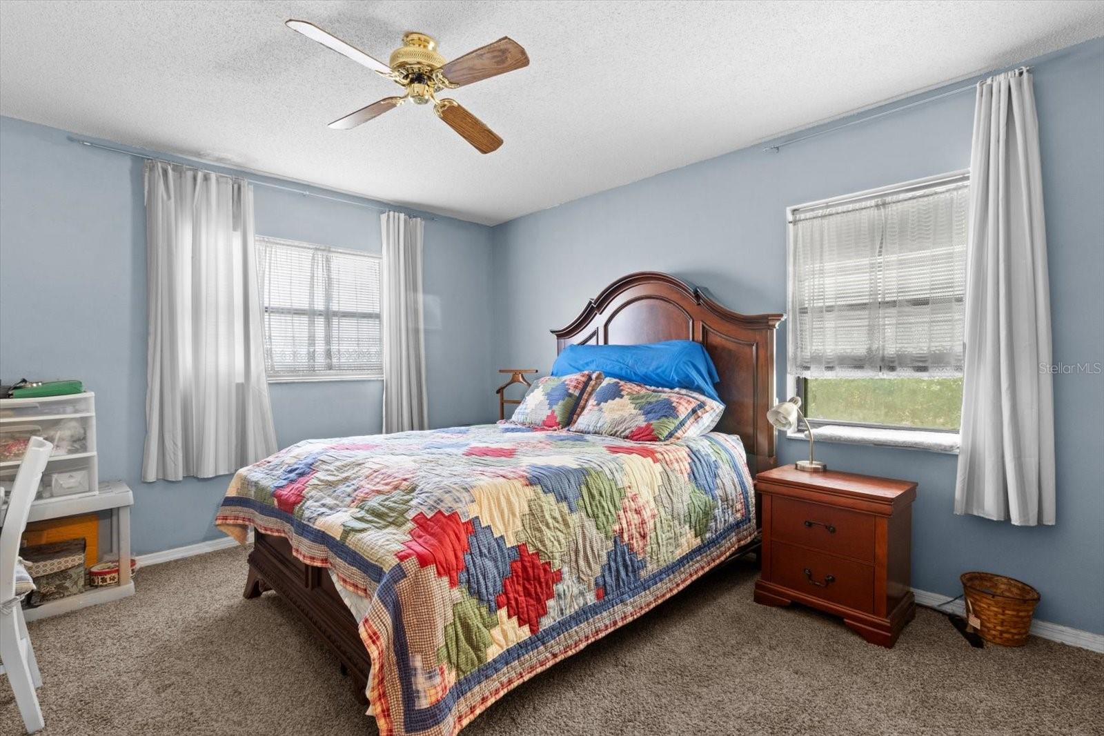 Image 15 of 41 For 6101 Menlo Lane