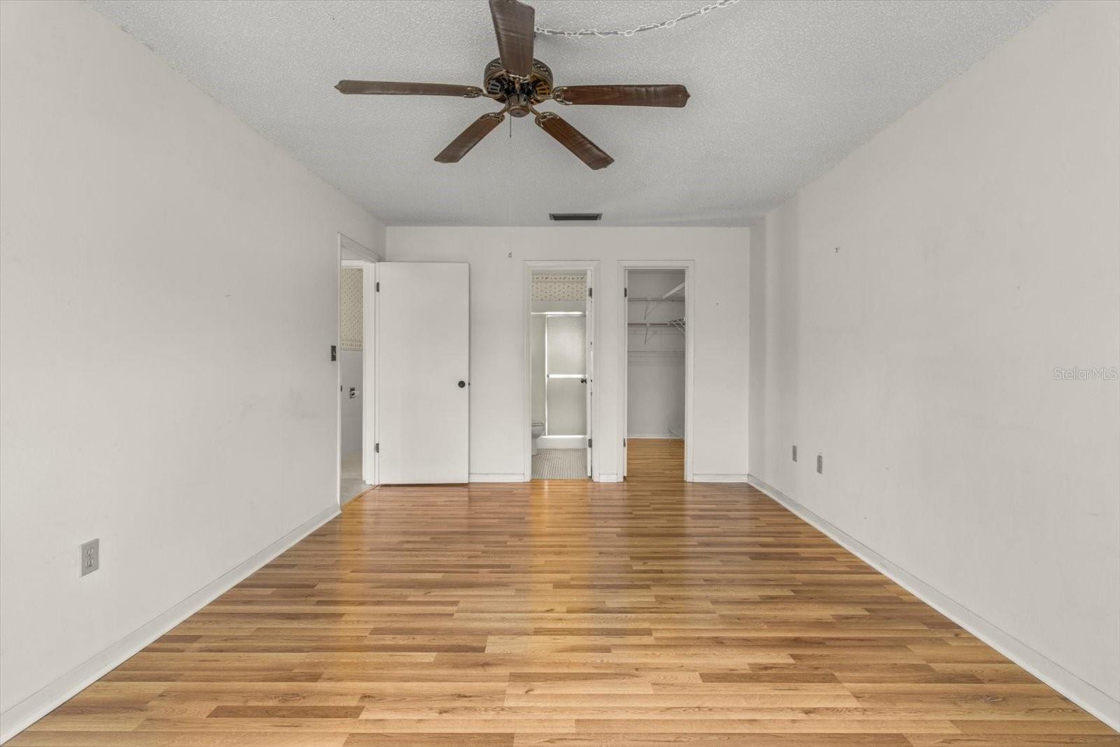 Image 14 of 49 For 2400 Forest Drive 208