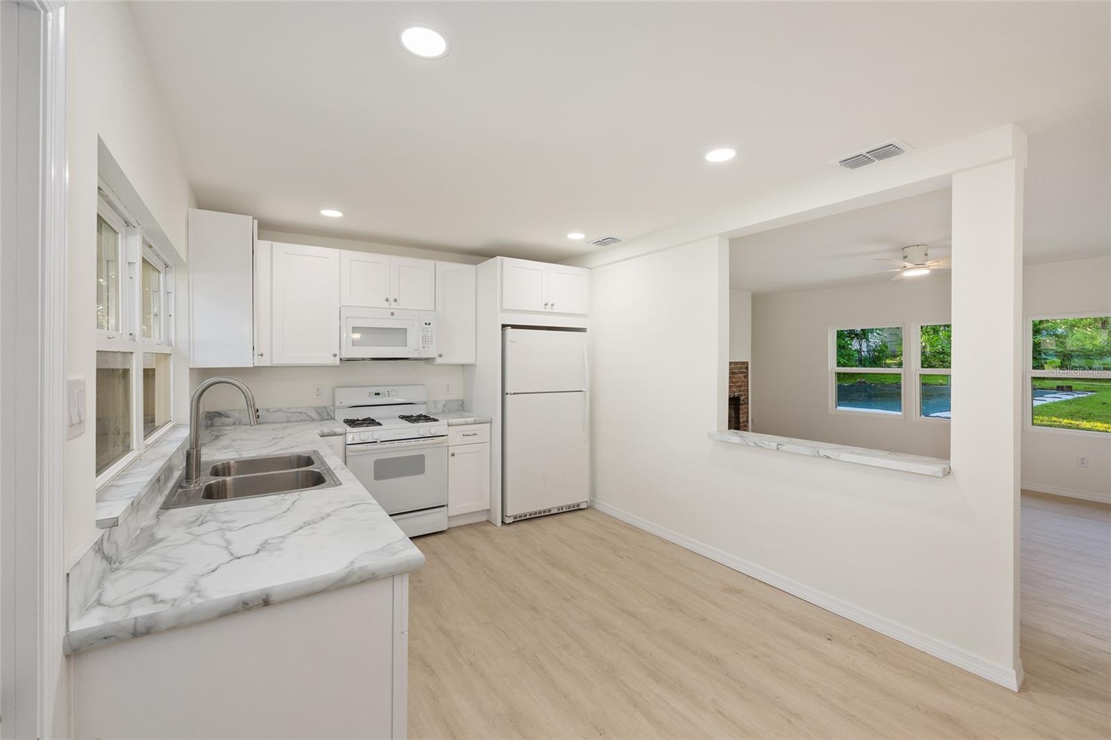 Image 13 of 38 For 1122 10th Street