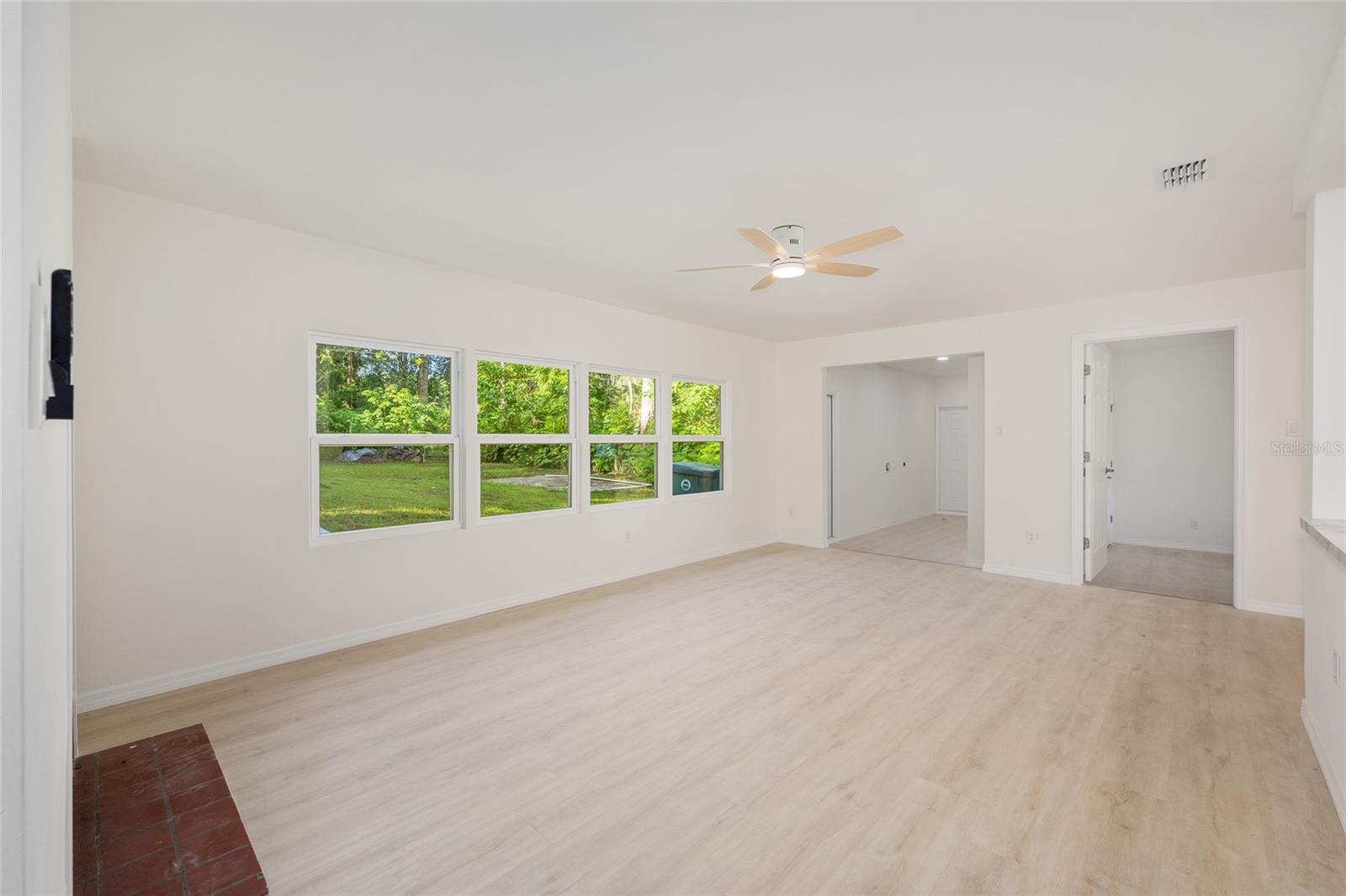 Image 21 of 38 For 1122 10th Street