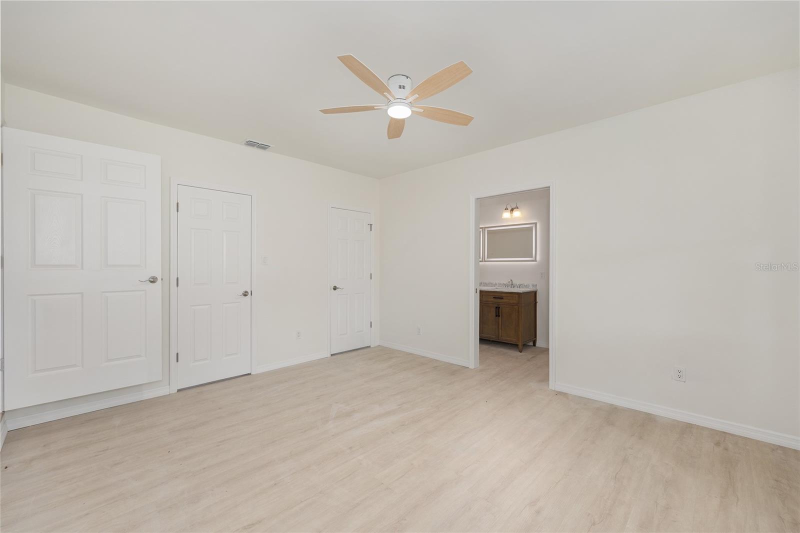 Image 23 of 38 For 1122 10th Street