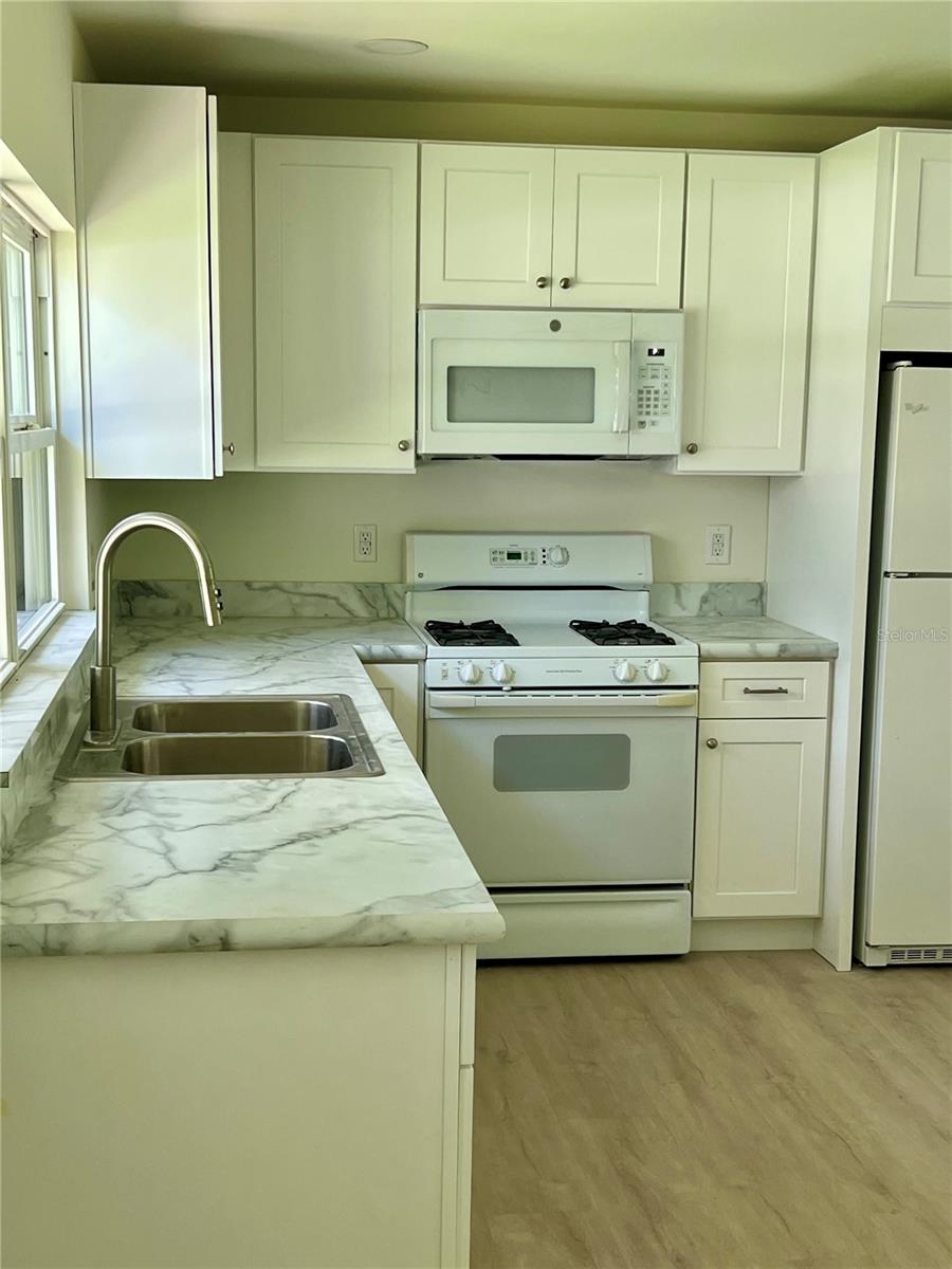 Image 5 of 8 For 1122 10th Street