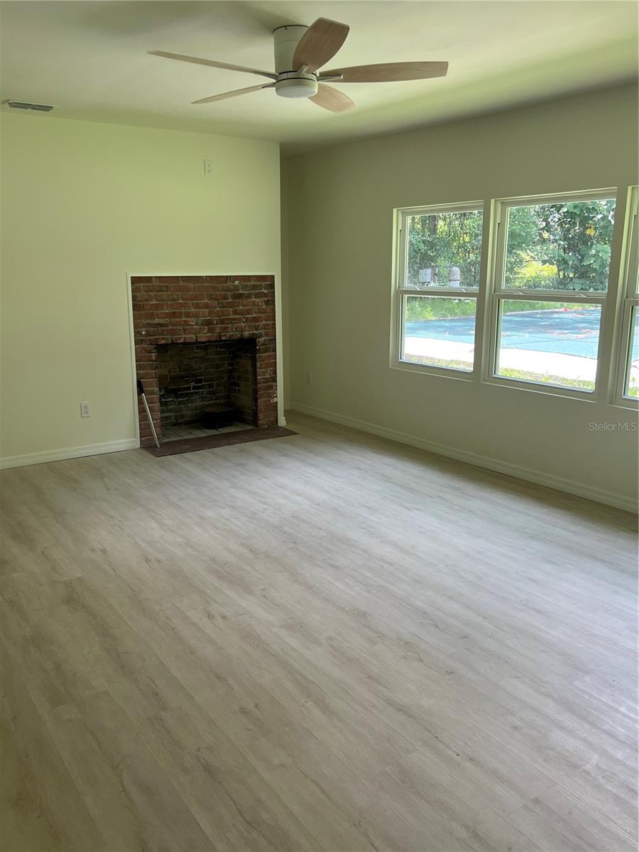 Image 6 of 8 For 1122 10th Street