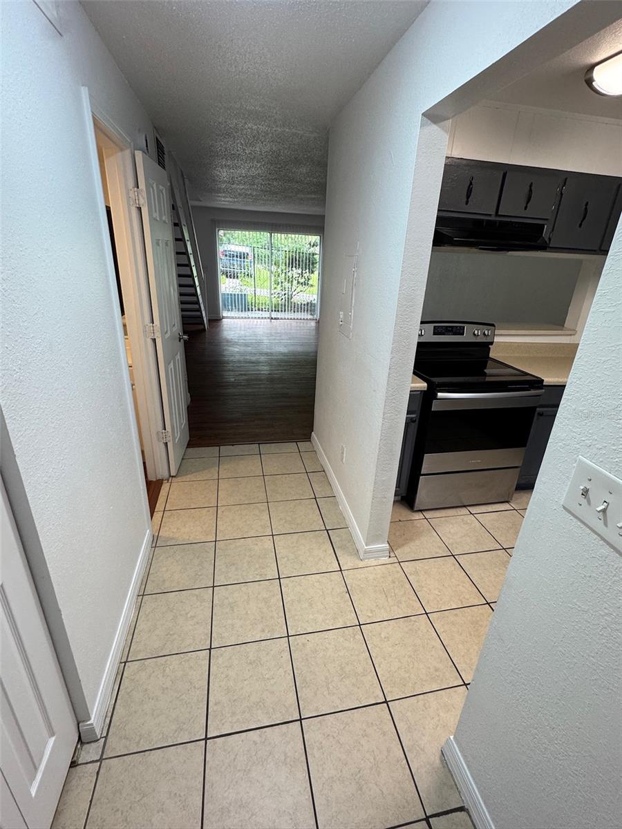 Image 3 of 16 For 1716-1716 3rd Street