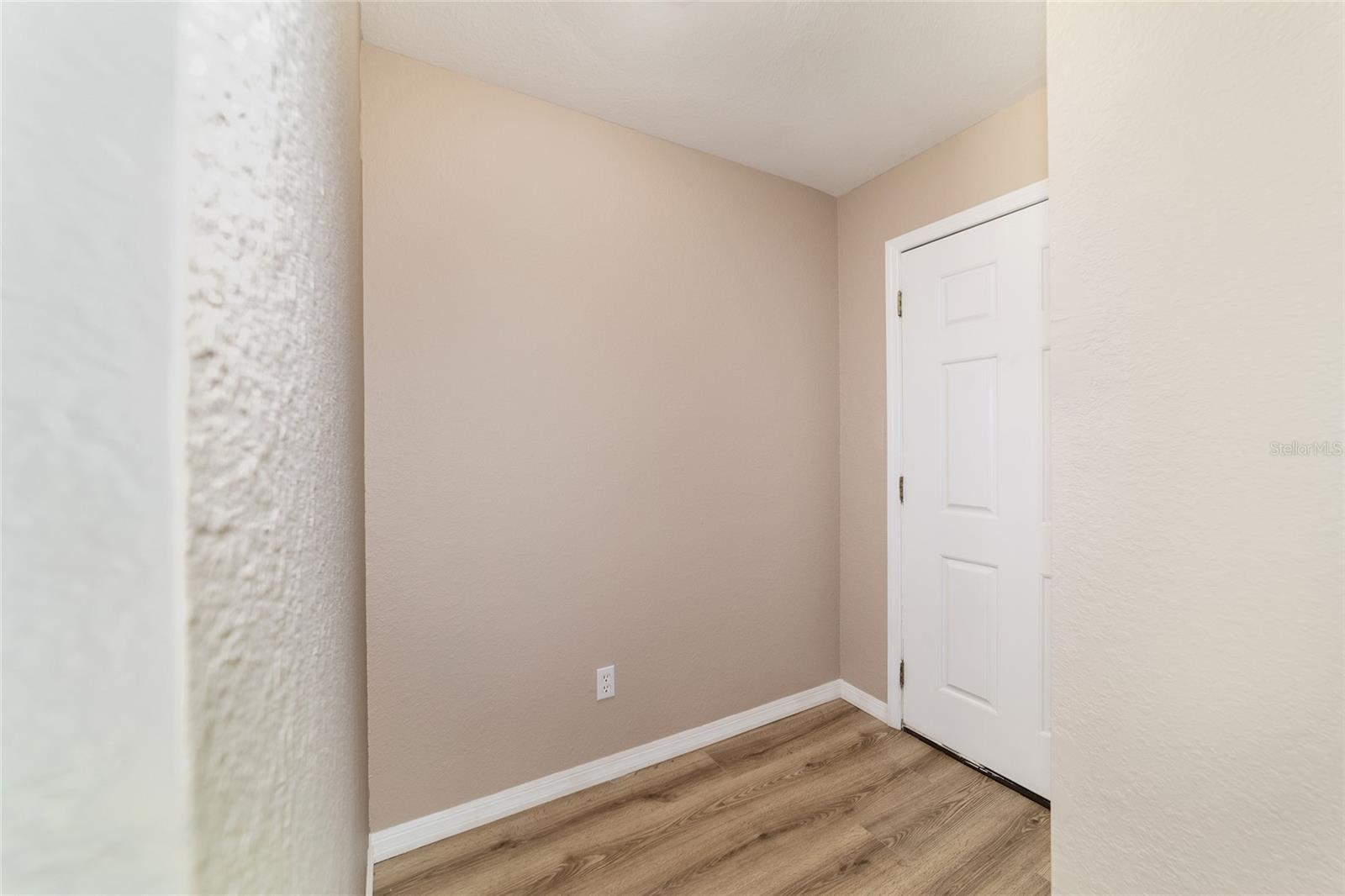 Image 10 of 51 For 5315 26th Avenue