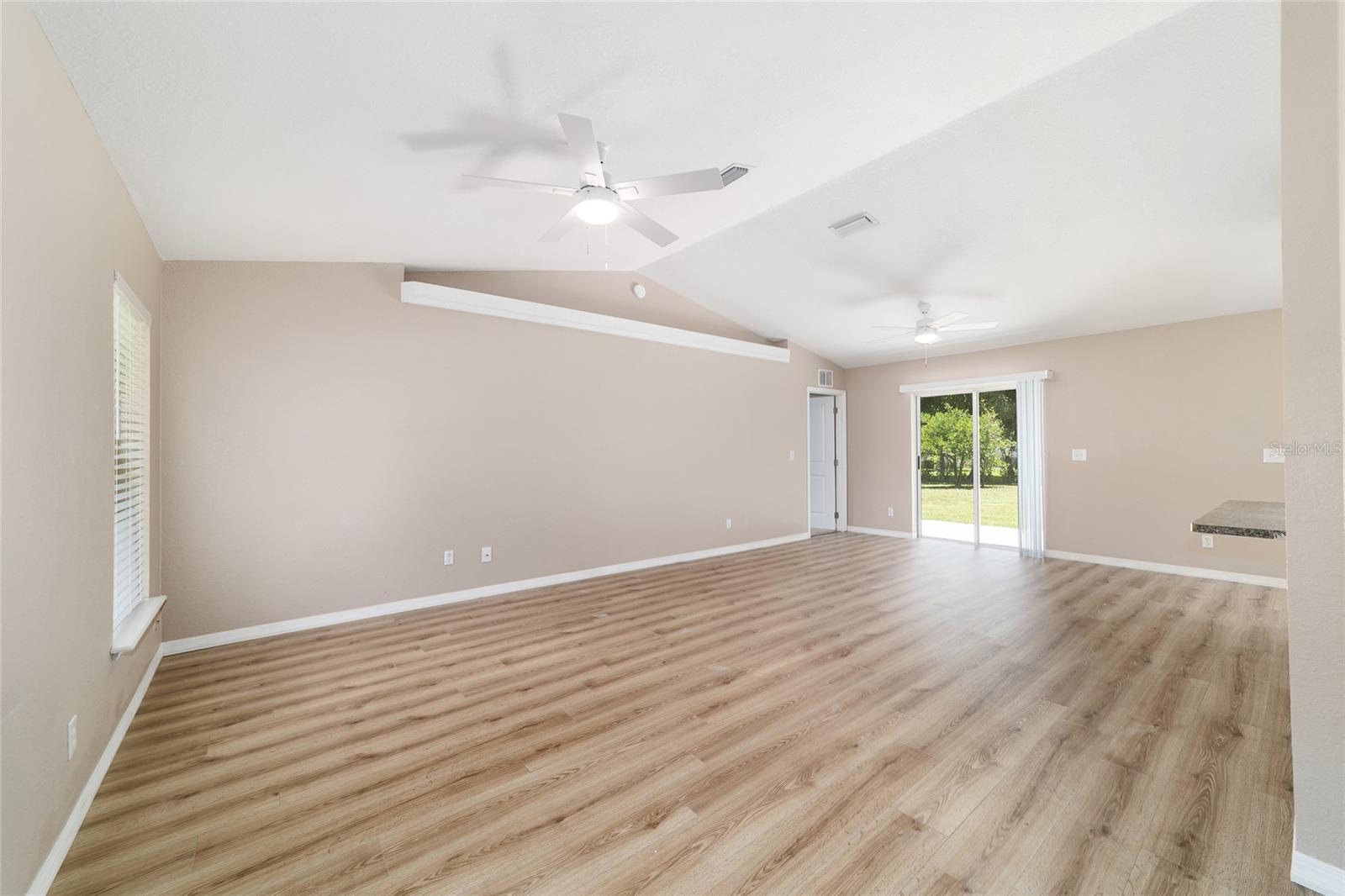 Image 11 of 51 For 5315 26th Avenue