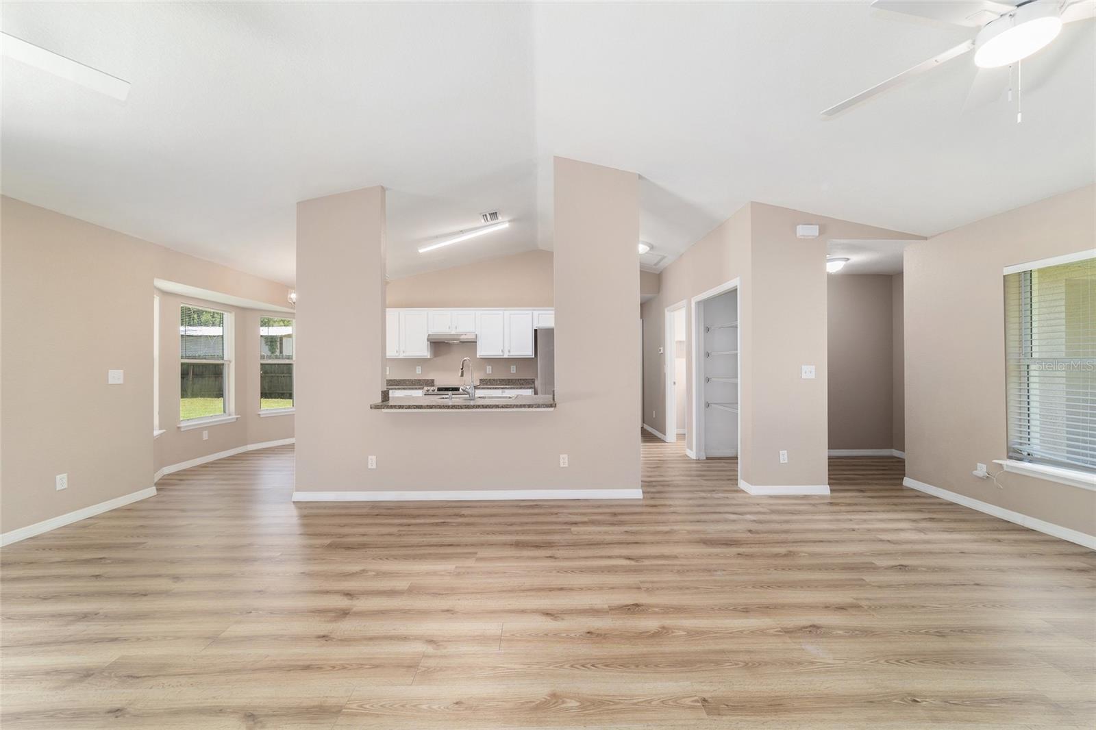 Image 14 of 51 For 5315 26th Avenue