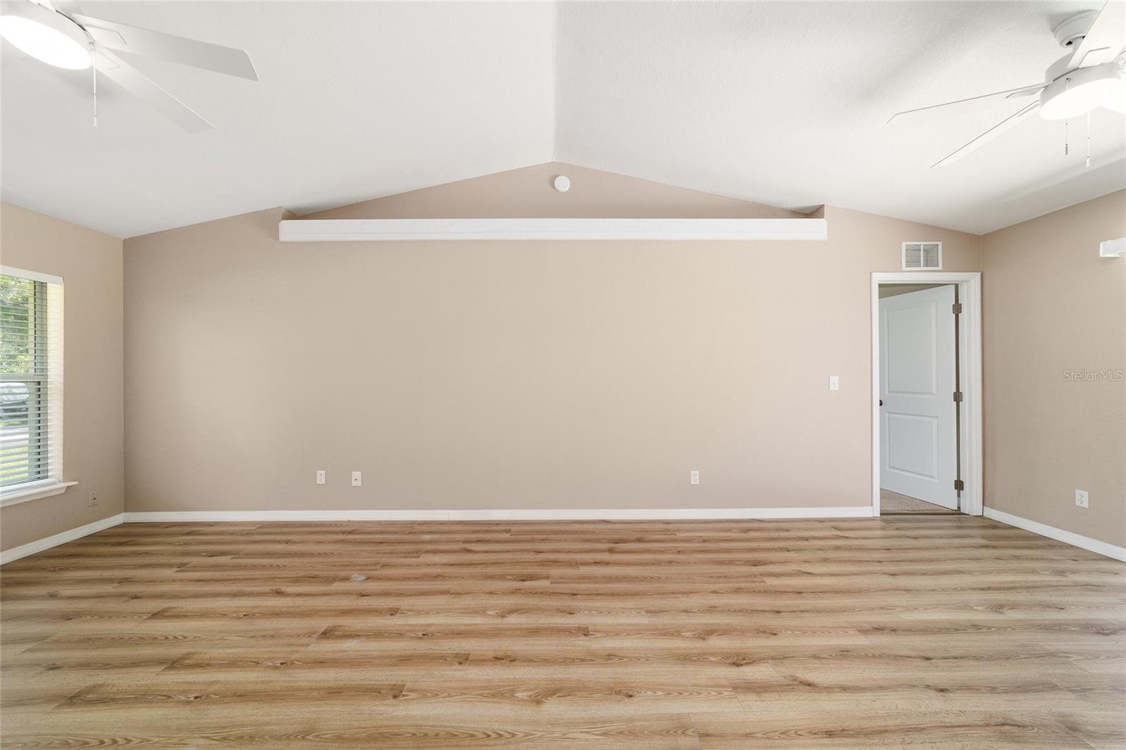 Image 18 of 51 For 5315 26th Avenue