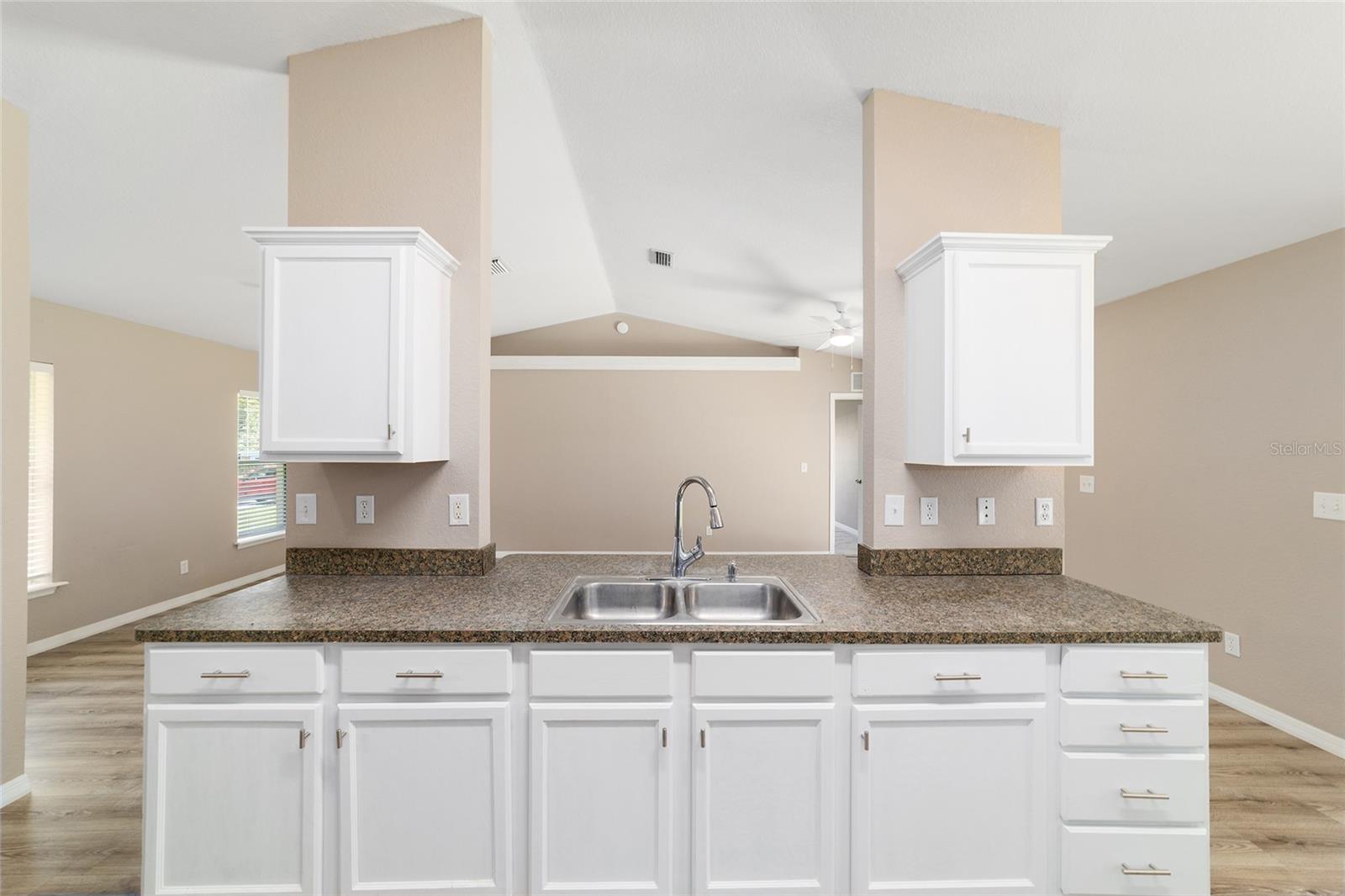 Image 26 of 51 For 5315 26th Avenue