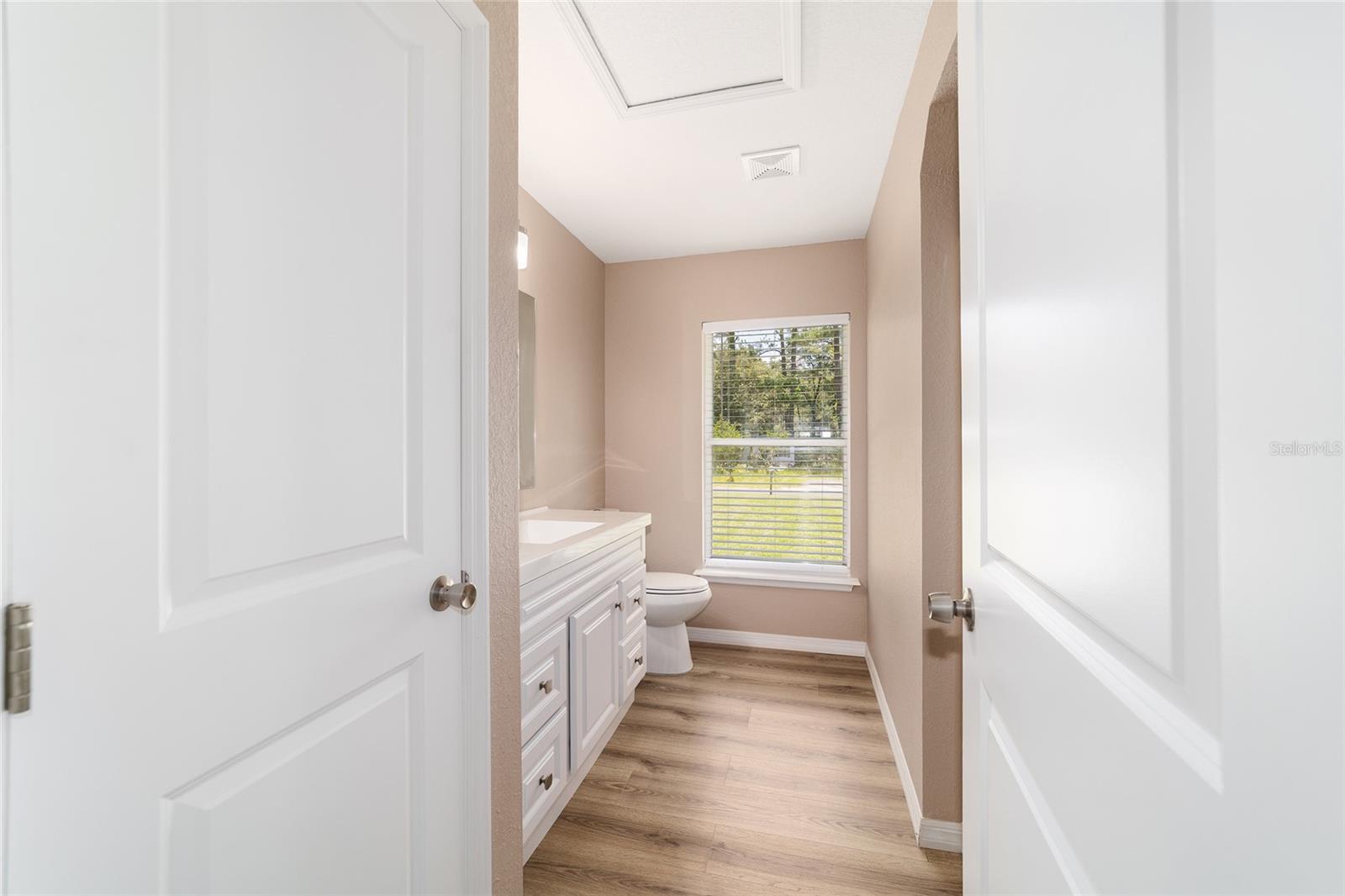 Image 31 of 51 For 5315 26th Avenue