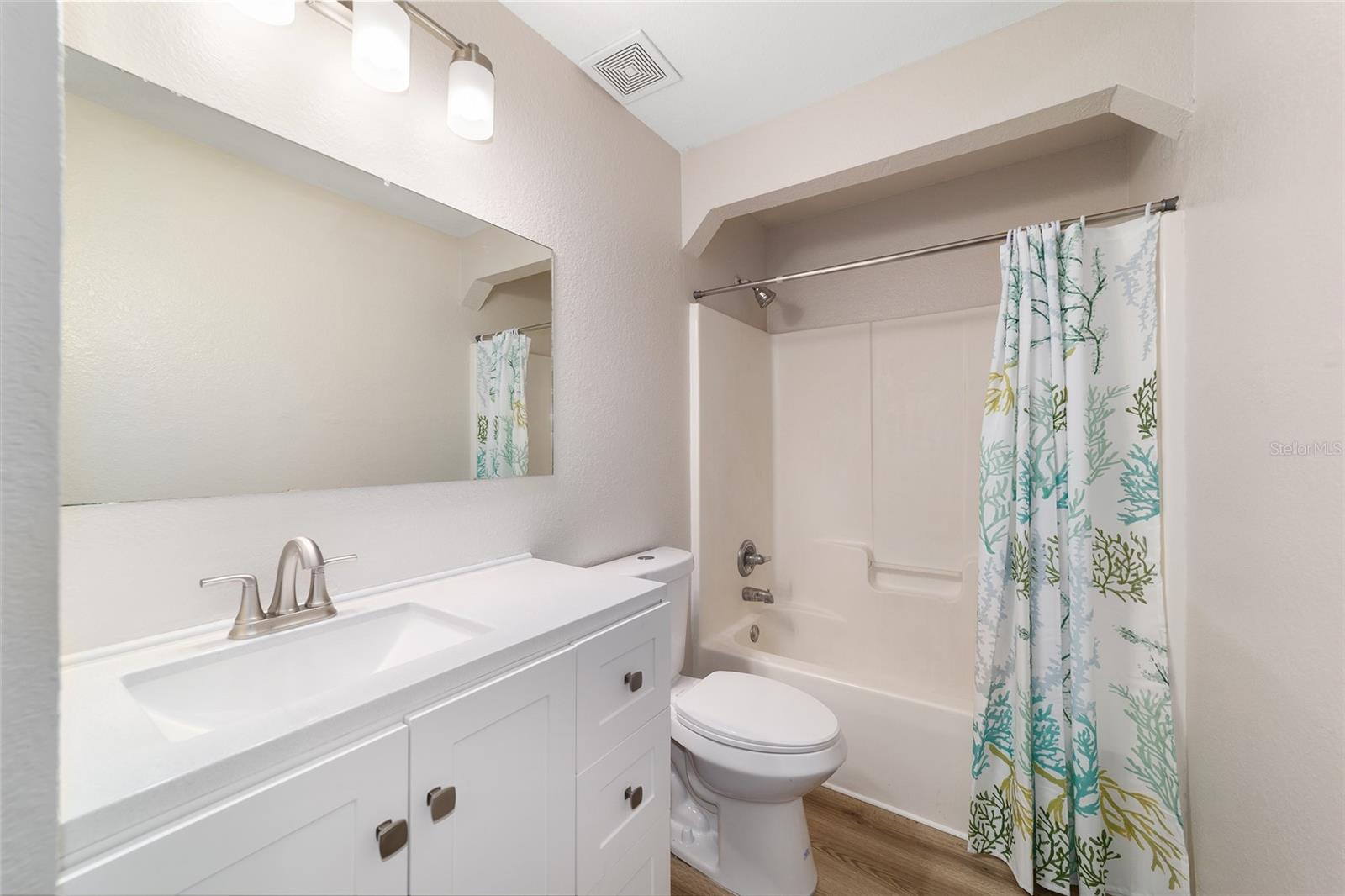 Image 39 of 51 For 5315 26th Avenue