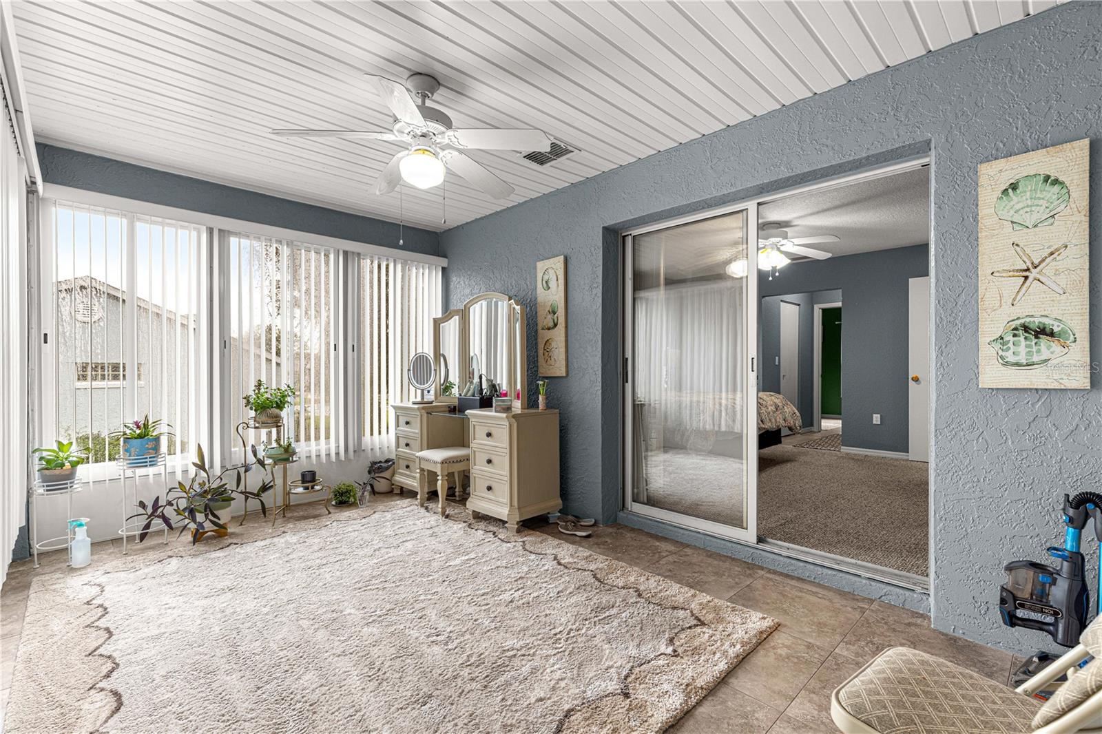 Image 21 of 37 For 8675 108th Street