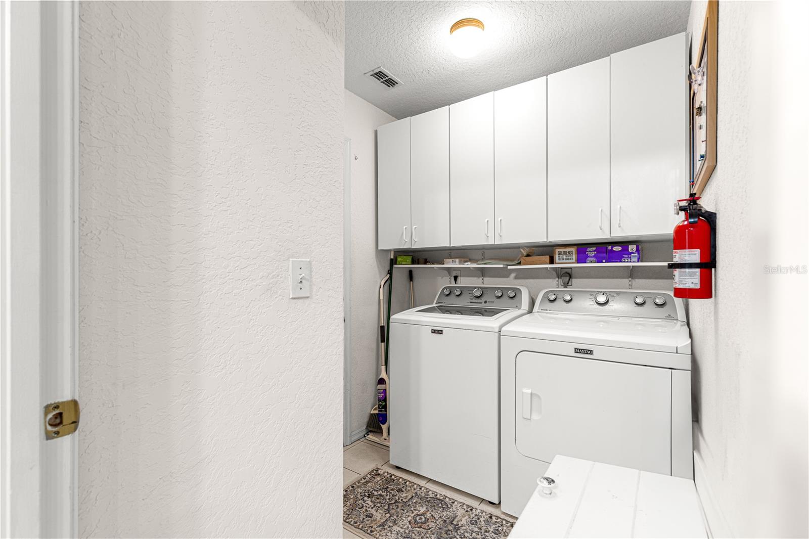 Image 22 of 37 For 8675 108th Street