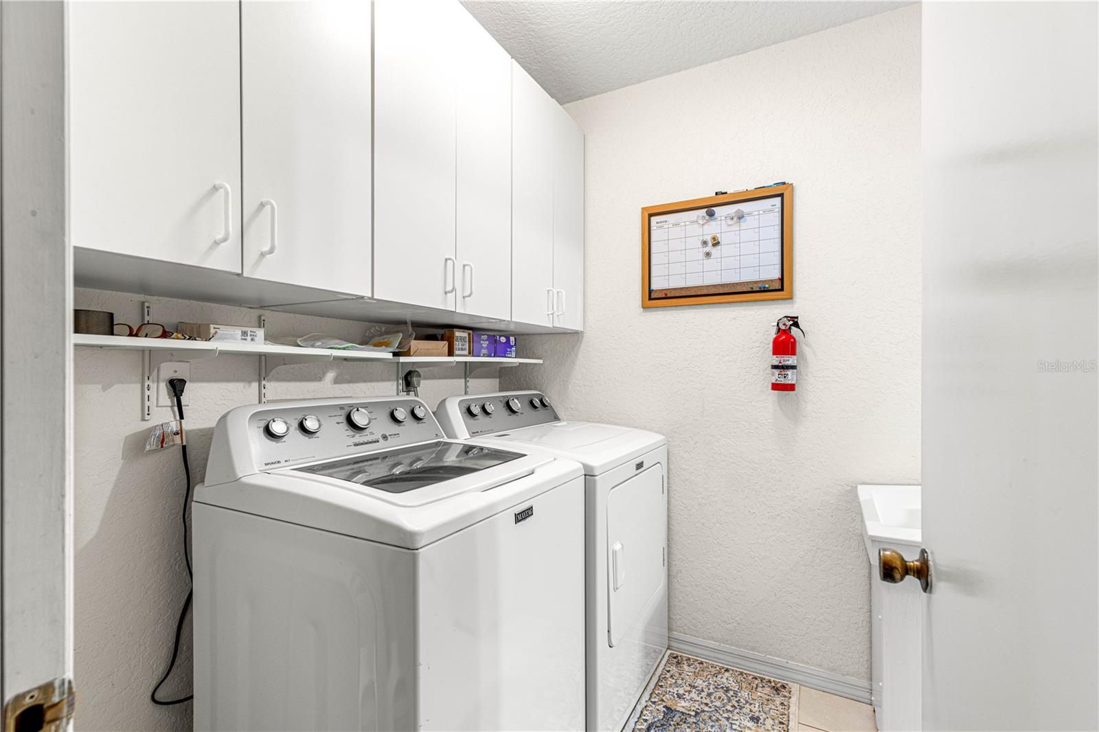 Image 23 of 37 For 8675 108th Street