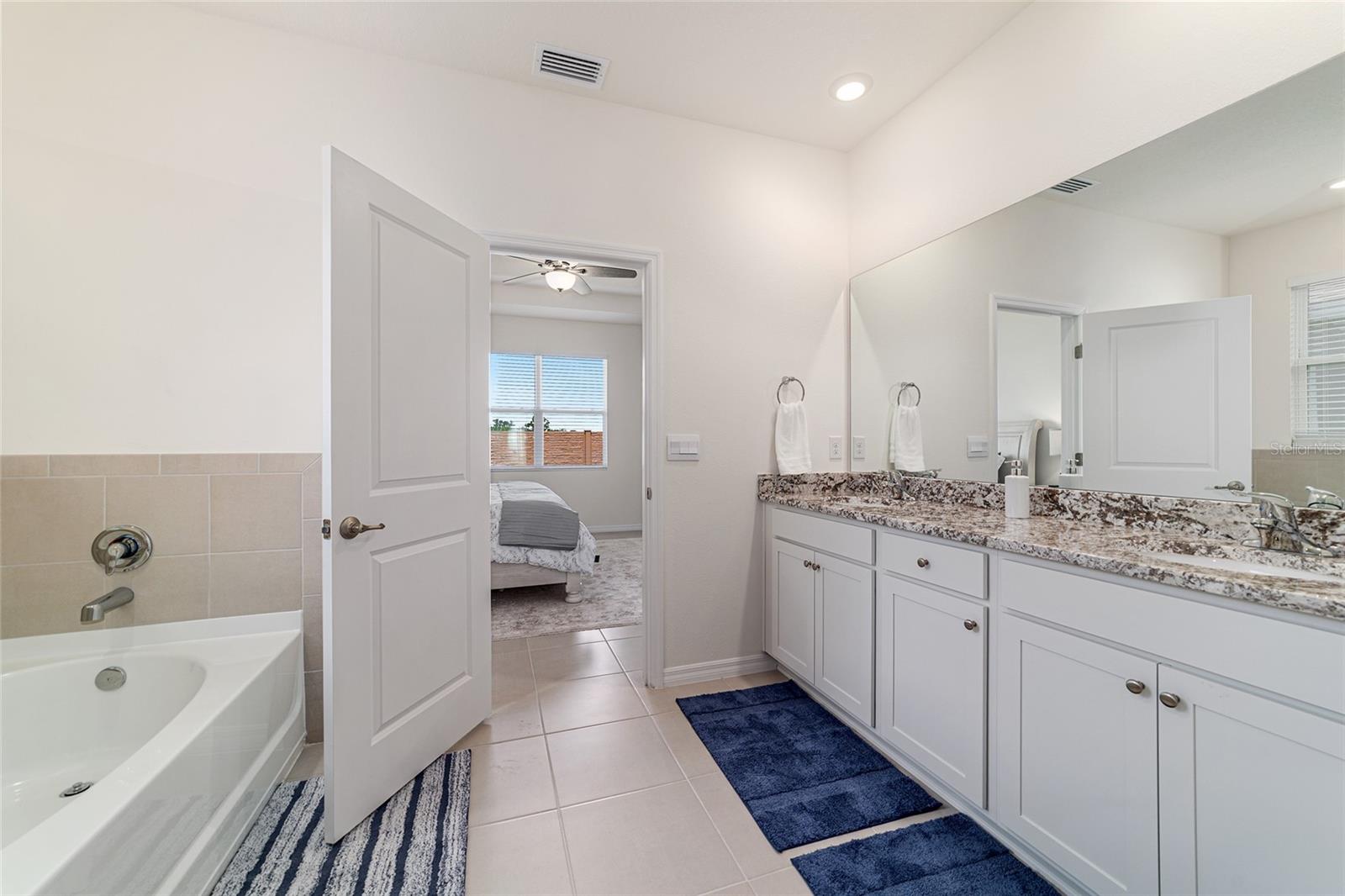 Image 38 of 81 For 4171 48th Terrace Road