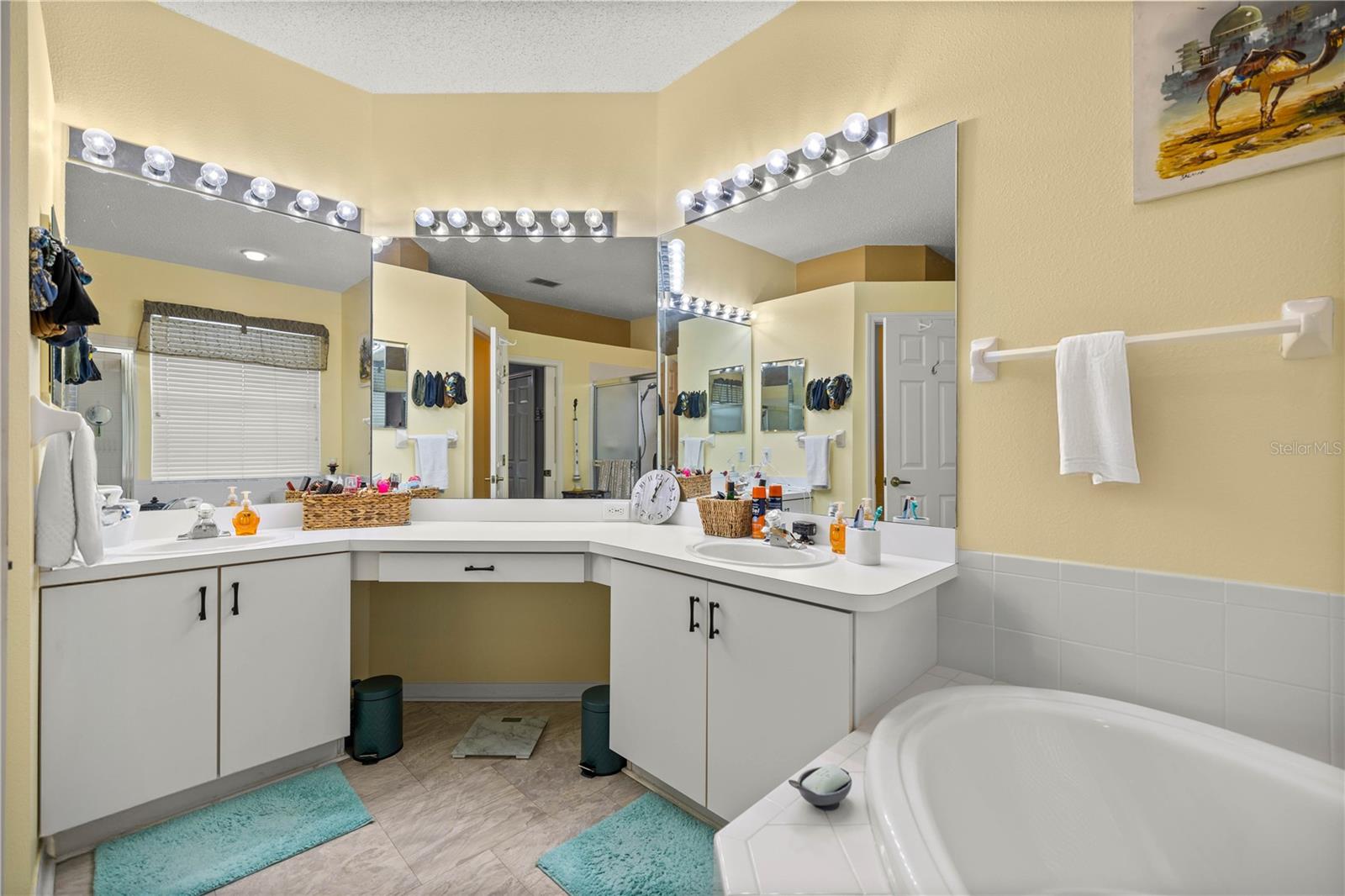 Image 22 of 31 For 5628 Hunters Ridge Circle