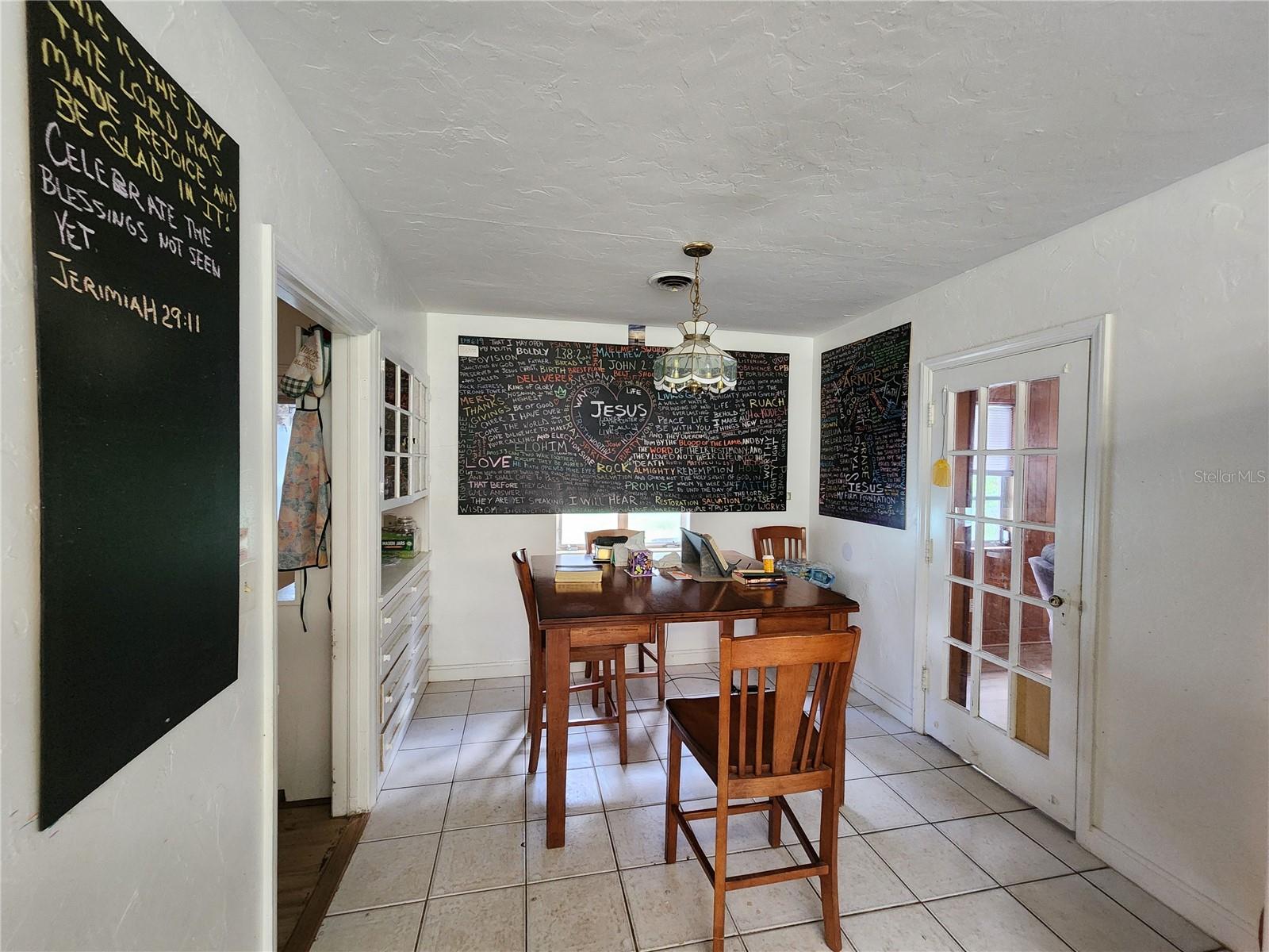 Image 10 of 18 For 1137 9th Street