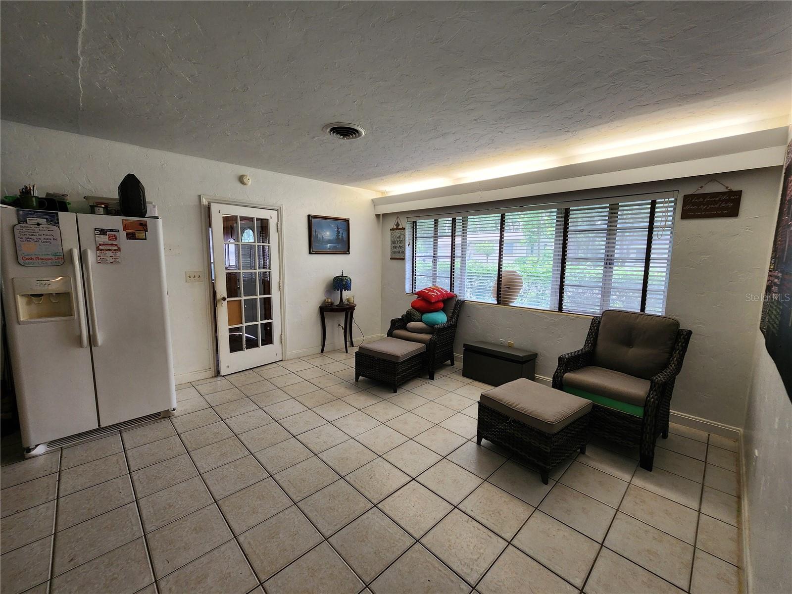 Image 11 of 18 For 1137 9th Street