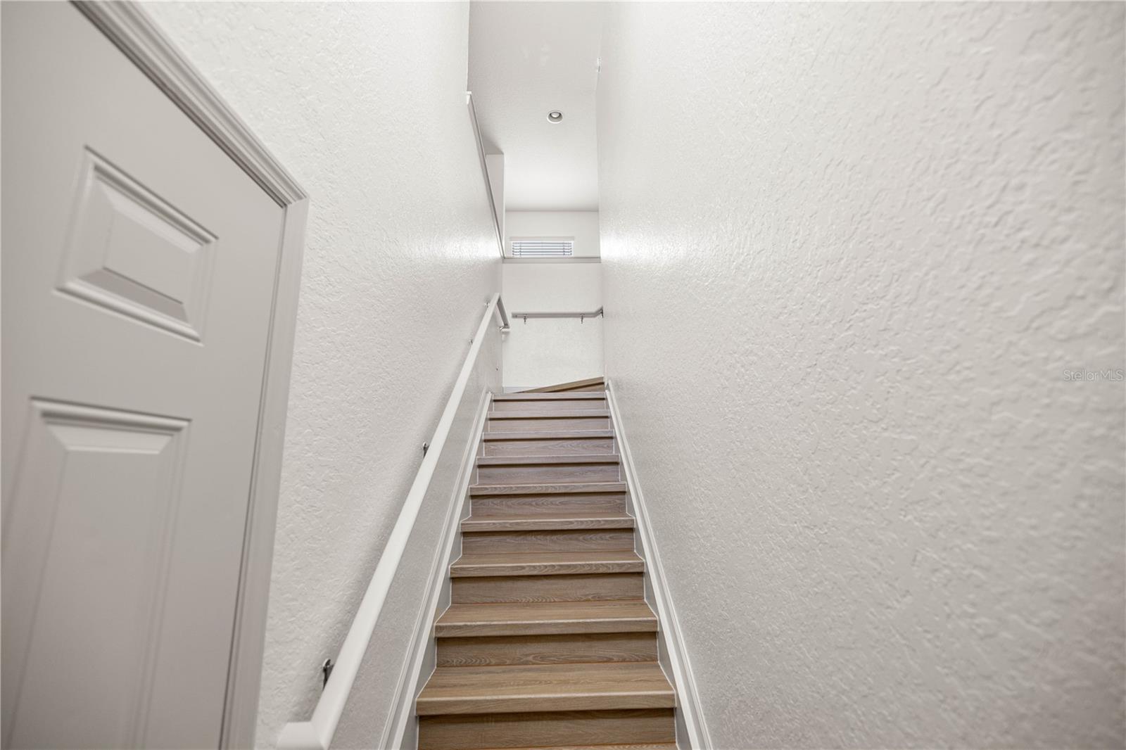 Listing photo id 2 for 4570 52nd Circle 104