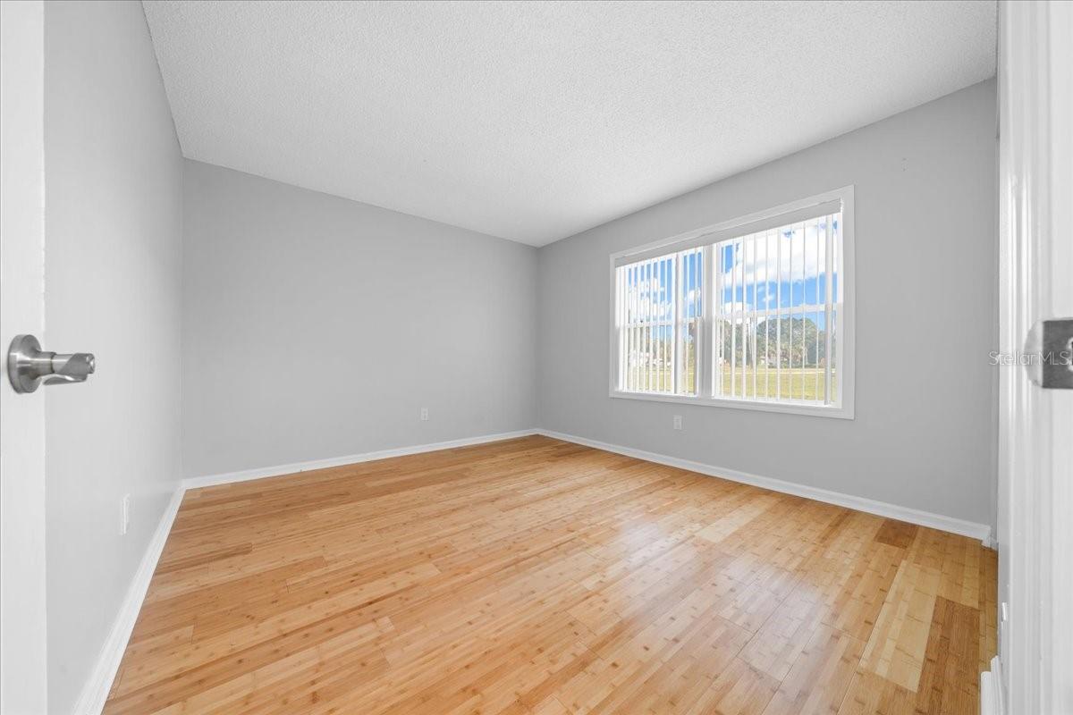 Image 19 of 50 For 819 Country Club Drive