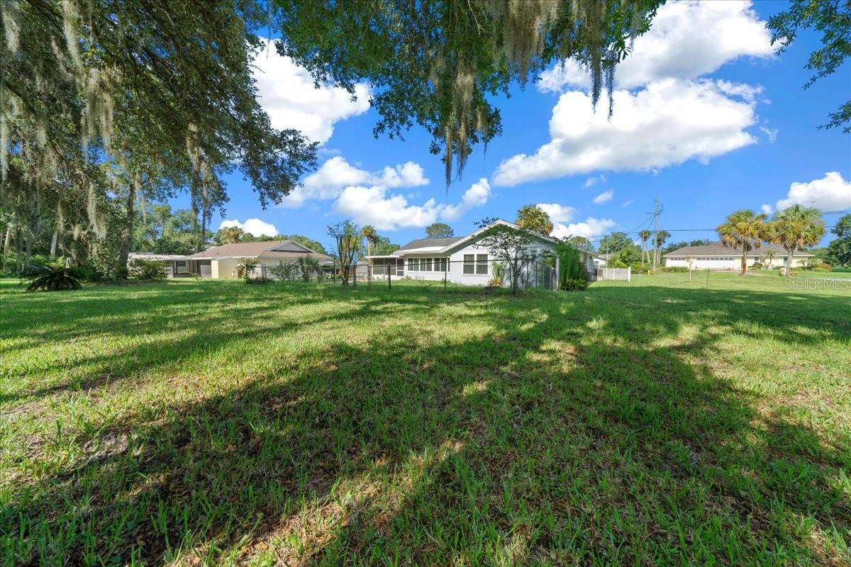 Image 31 of 50 For 819 Country Club Drive