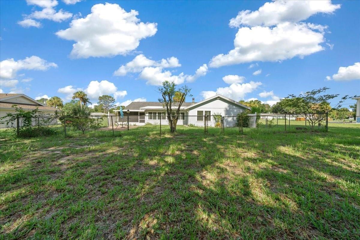 Image 36 of 50 For 819 Country Club Drive