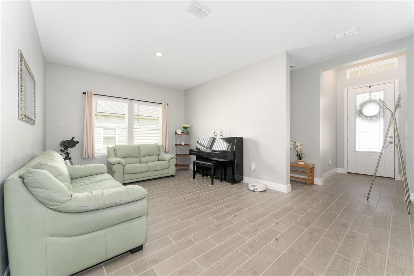 Image 31 of 57 For 1244 42nd Road