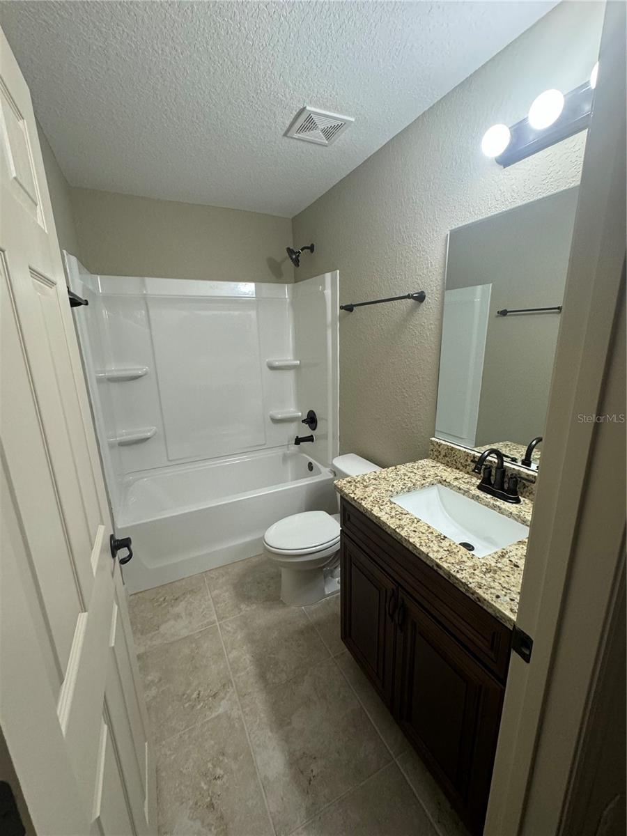 Listing photo id 11 for 6565 151st Lane