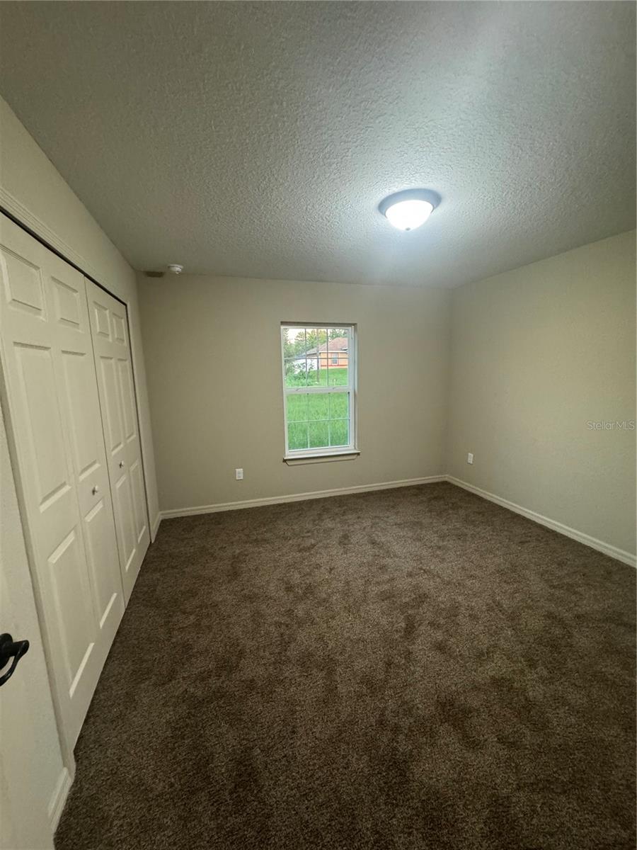 Listing photo id 12 for 6565 151st Lane