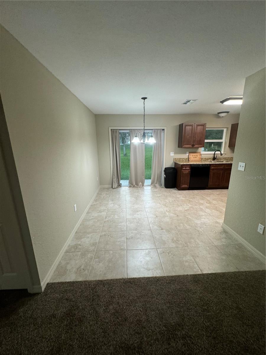 Listing photo id 3 for 6565 151st Lane