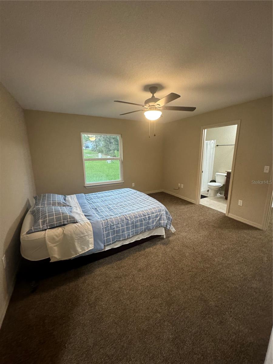 Listing photo id 7 for 6565 151st Lane