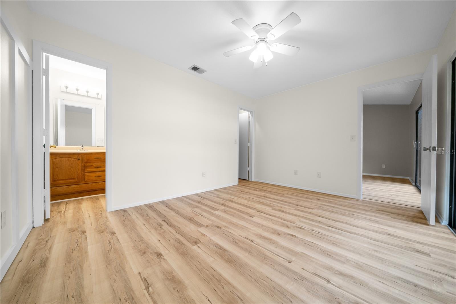 Image 14 of 44 For 1701 24th Road 1302