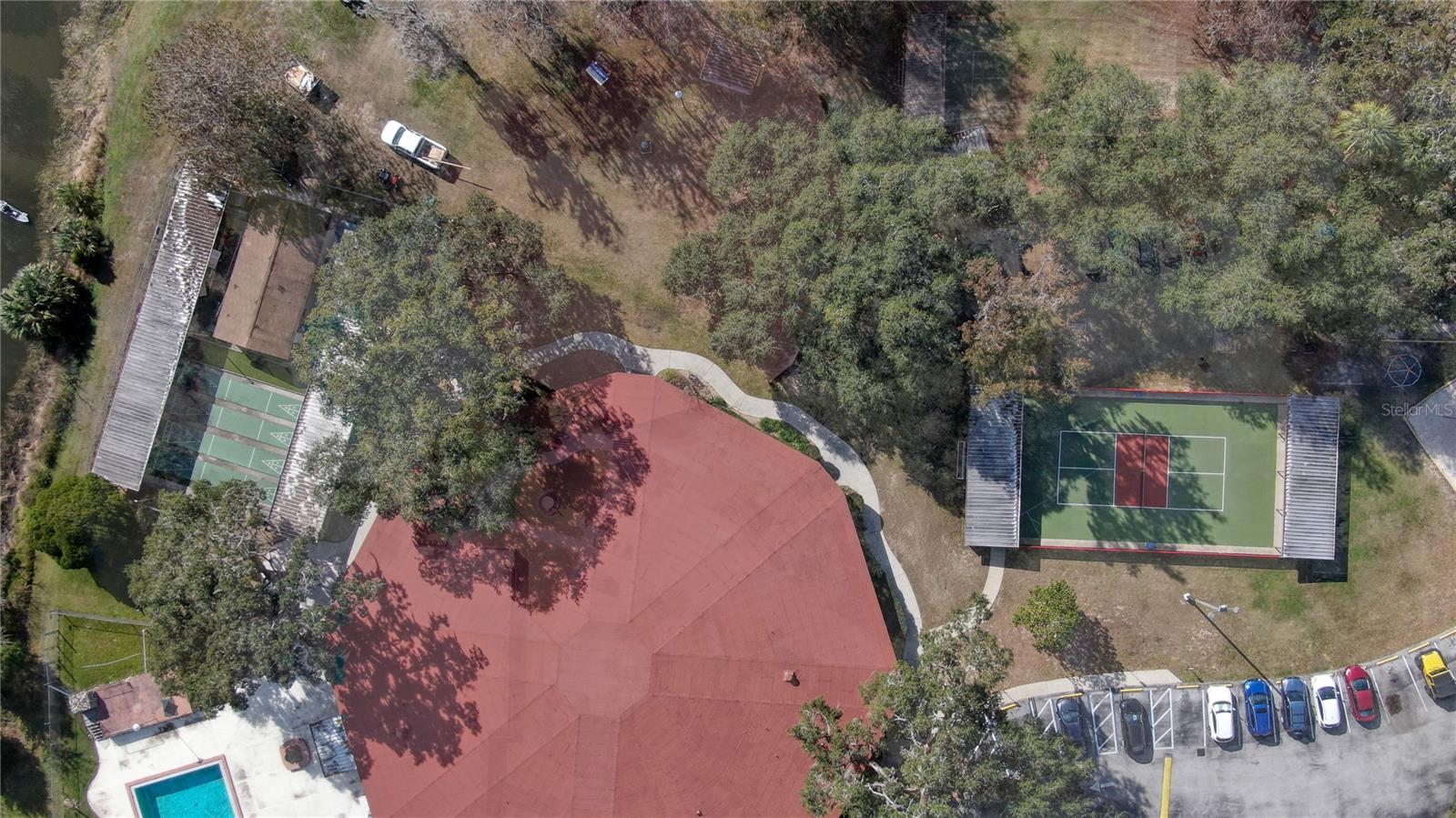 Image 48 of 61 For 683 Midway Drive A