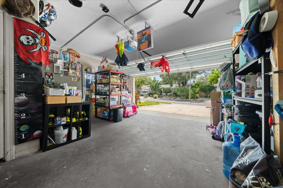 Image 67 of 69 For 2589 Knoll Street W
